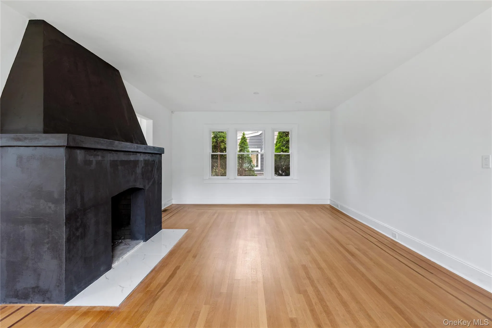220 Pomander Road, North Hempstead, NY, 5 Bedrooms Bedrooms, 10 Rooms Rooms,2 BathroomsBathrooms,Residential,For Rent,Pomander,0,1040739 220 Pomander Road, North Hempstead, NY, 5 Bedrooms Bedrooms, 10 Rooms Rooms,2 BathroomsBathrooms,Residential,For Rent,Pomander,0,1040739