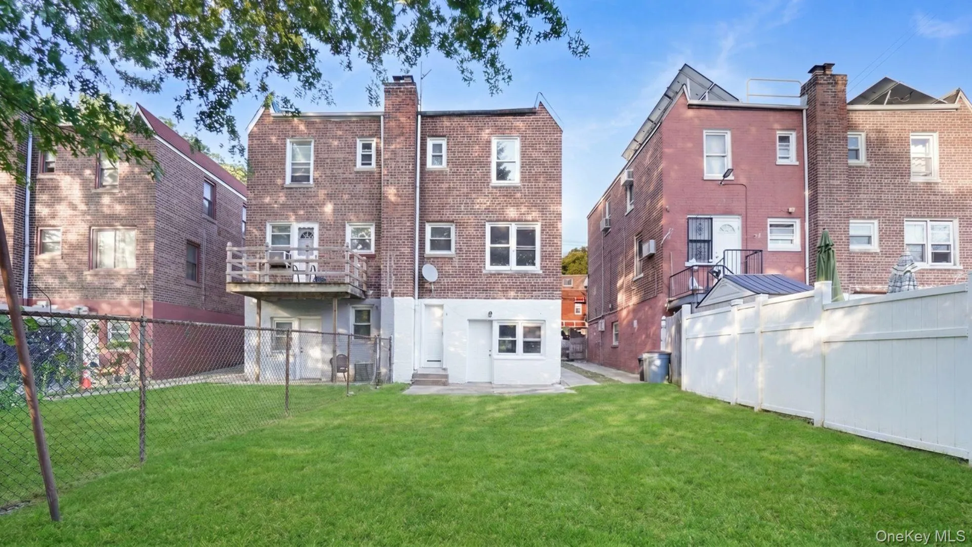 4135 Murdock Avenue, New York, NY, 3 Bedrooms Bedrooms, 6 Rooms Rooms,2 BathroomsBathrooms,Residential,For Rent,Murdock,0,1040745 4135 Murdock Avenue, New York, NY, 3 Bedrooms Bedrooms, 6 Rooms Rooms,2 BathroomsBathrooms,Residential,For Rent,Murdock,0,1040745