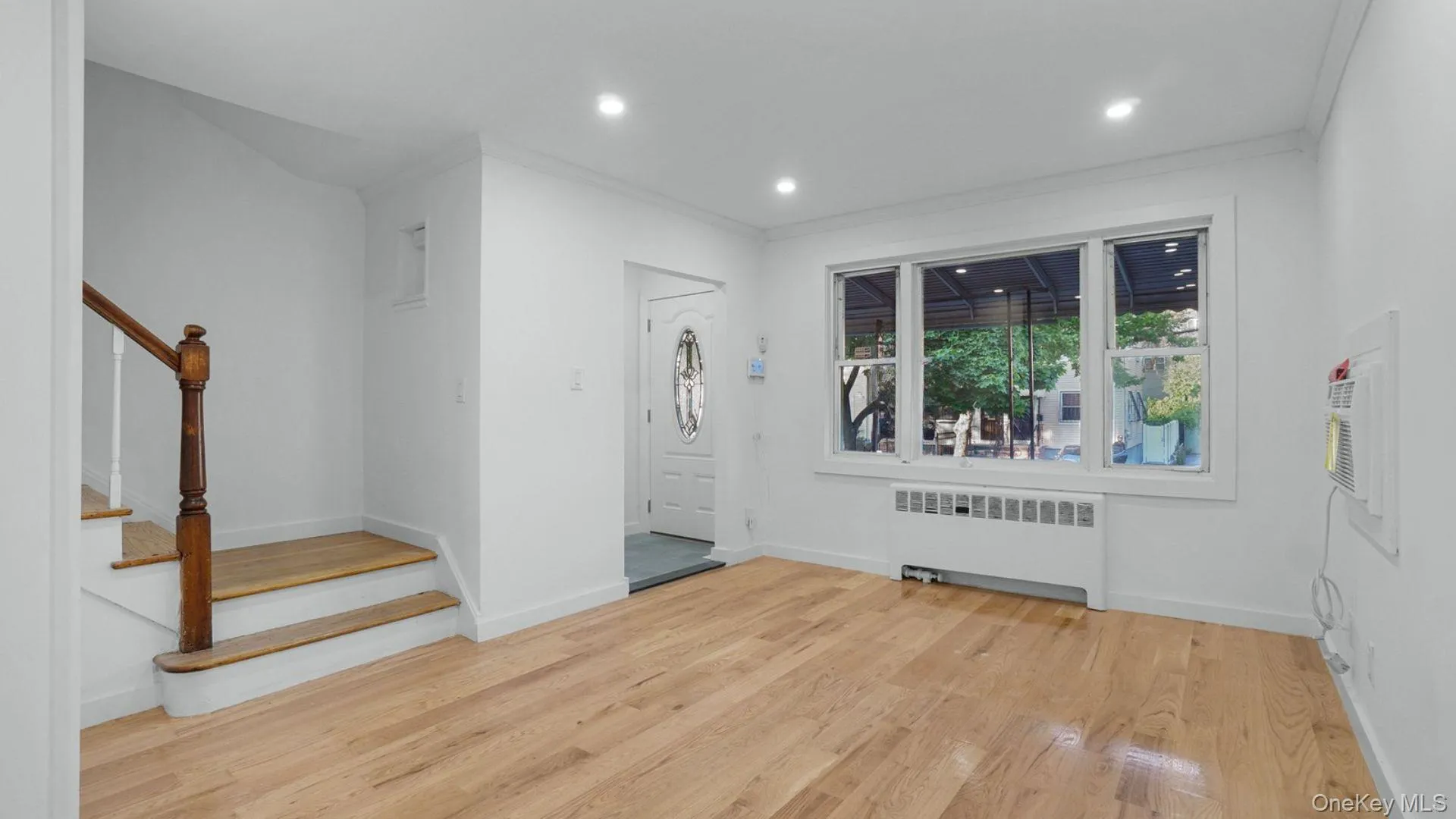 4135 Murdock Avenue, New York, NY, 3 Bedrooms Bedrooms, 6 Rooms Rooms,2 BathroomsBathrooms,Residential,For Rent,Murdock,0,1040745 4135 Murdock Avenue, New York, NY, 3 Bedrooms Bedrooms, 6 Rooms Rooms,2 BathroomsBathrooms,Residential,For Rent,Murdock,0,1040745