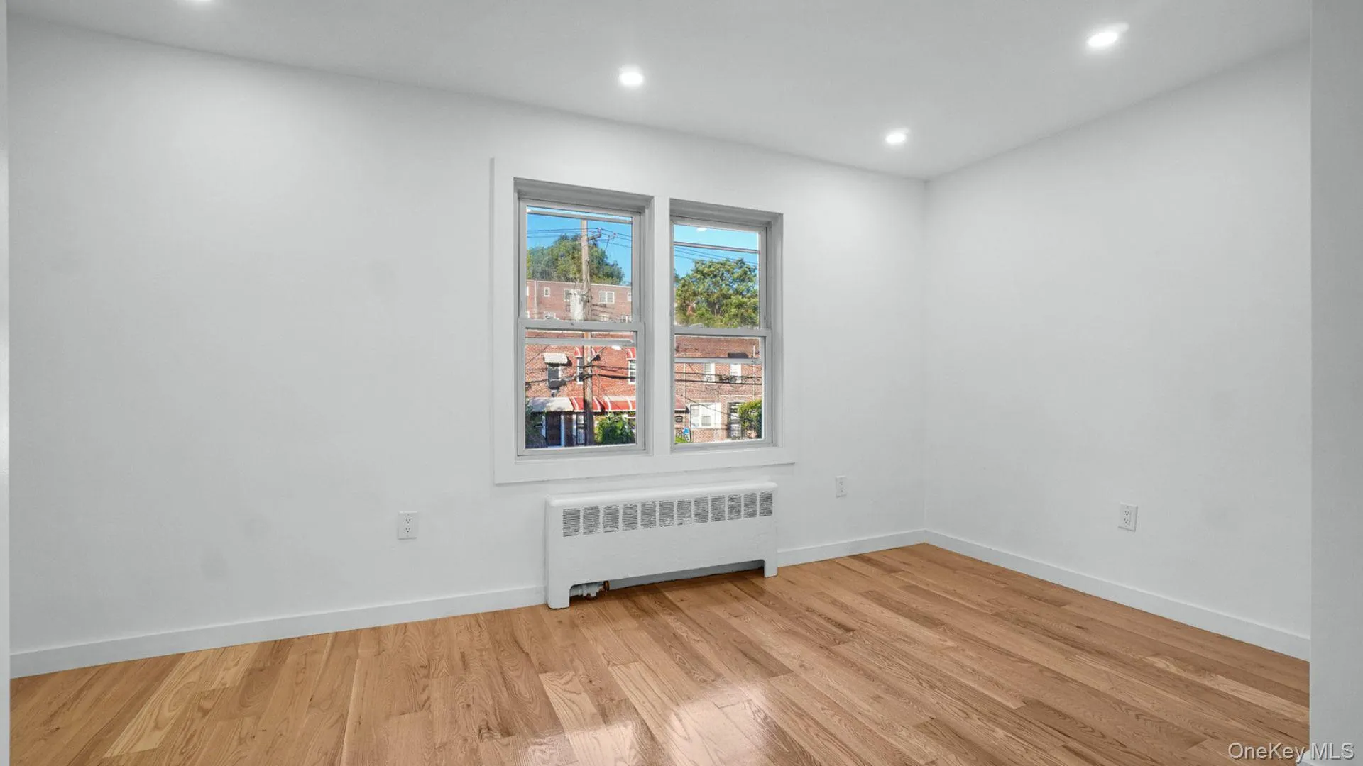 4135 Murdock Avenue, New York, NY, 3 Bedrooms Bedrooms, 6 Rooms Rooms,2 BathroomsBathrooms,Residential,For Rent,Murdock,0,1040745 4135 Murdock Avenue, New York, NY, 3 Bedrooms Bedrooms, 6 Rooms Rooms,2 BathroomsBathrooms,Residential,For Rent,Murdock,0,1040745