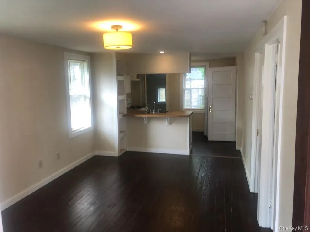 18 Wiltwyck Avenue, Kingston, NY, 2 Bedrooms Bedrooms, 4 Rooms Rooms,1 BathroomBathrooms,Residential,For Rent,Wiltwyck,0,1040746 18 Wiltwyck Avenue, Kingston, NY, 2 Bedrooms Bedrooms, 4 Rooms Rooms,1 BathroomBathrooms,Residential,For Rent,Wiltwyck,0,1040746