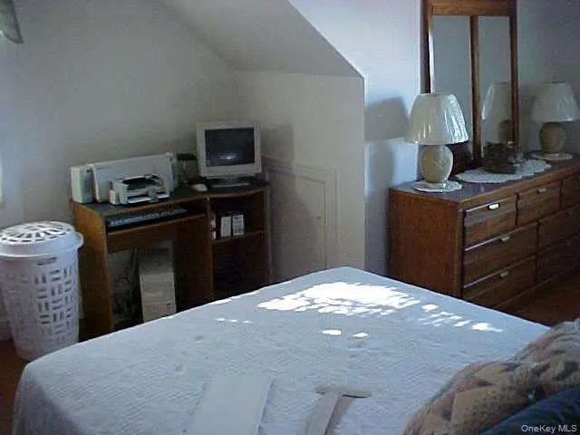 18 Wiltwyck Avenue, Kingston, NY, 2 Bedrooms Bedrooms, 4 Rooms Rooms,1 BathroomBathrooms,Residential,For Rent,Wiltwyck,0,1040746 18 Wiltwyck Avenue, Kingston, NY, 2 Bedrooms Bedrooms, 4 Rooms Rooms,1 BathroomBathrooms,Residential,For Rent,Wiltwyck,0,1040746