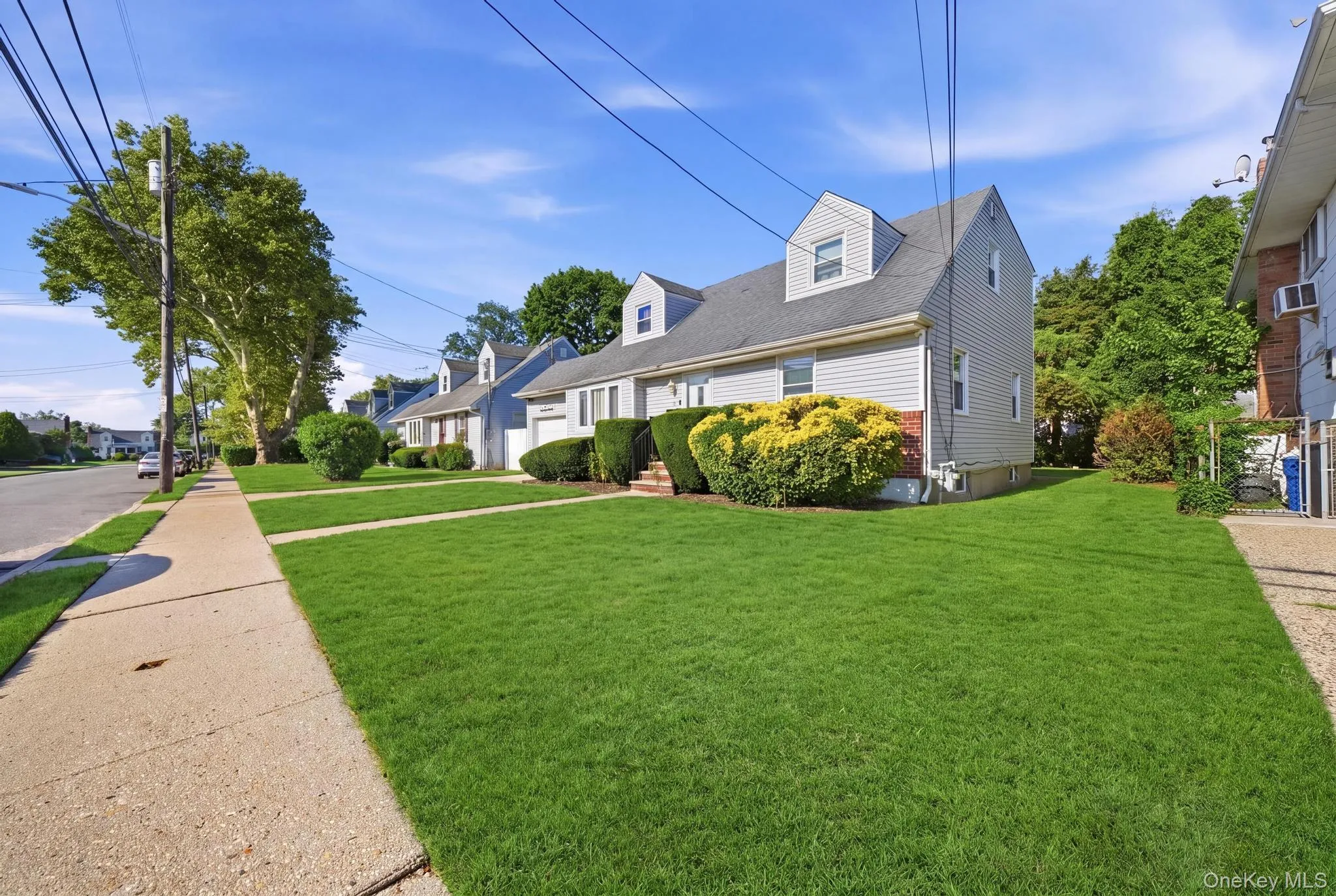 27 Hapsburg Place, Hempstead, NY, 5 Bedrooms Bedrooms, 7 Rooms Rooms,2 BathroomsBathrooms,Residential,For Rent,Hapsburg,0,1040749 27 Hapsburg Place, Hempstead, NY, 5 Bedrooms Bedrooms, 7 Rooms Rooms,2 BathroomsBathrooms,Residential,For Rent,Hapsburg,0,1040749