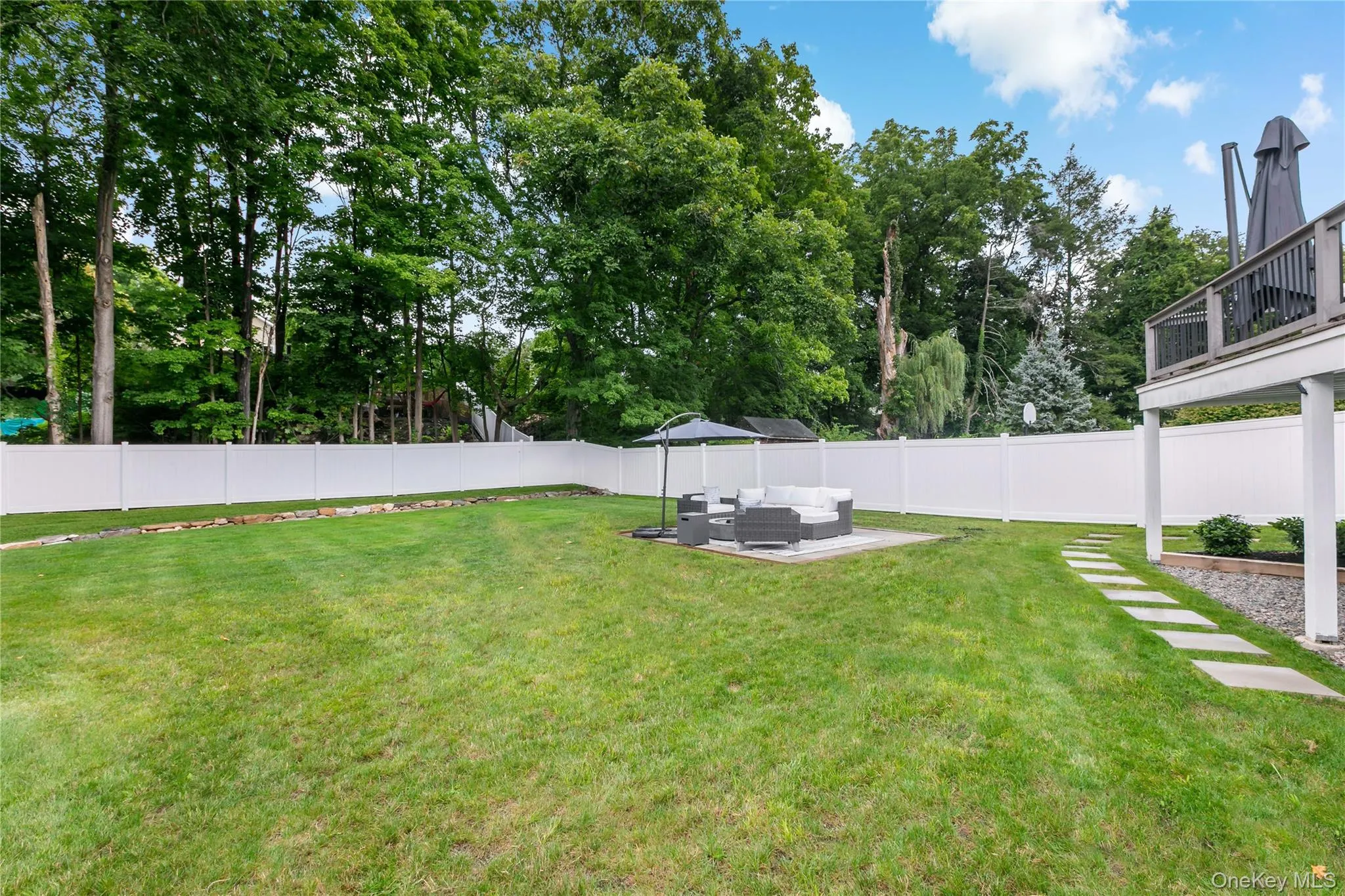 16 Brook Street, Mount Kisco, NY, 2 Bedrooms Bedrooms, 5 Rooms Rooms,1 BathroomBathrooms,Residential,For Rent,Brook,0,1040756 16 Brook Street, Mount Kisco, NY, 2 Bedrooms Bedrooms, 5 Rooms Rooms,1 BathroomBathrooms,Residential,For Rent,Brook,0,1040756
