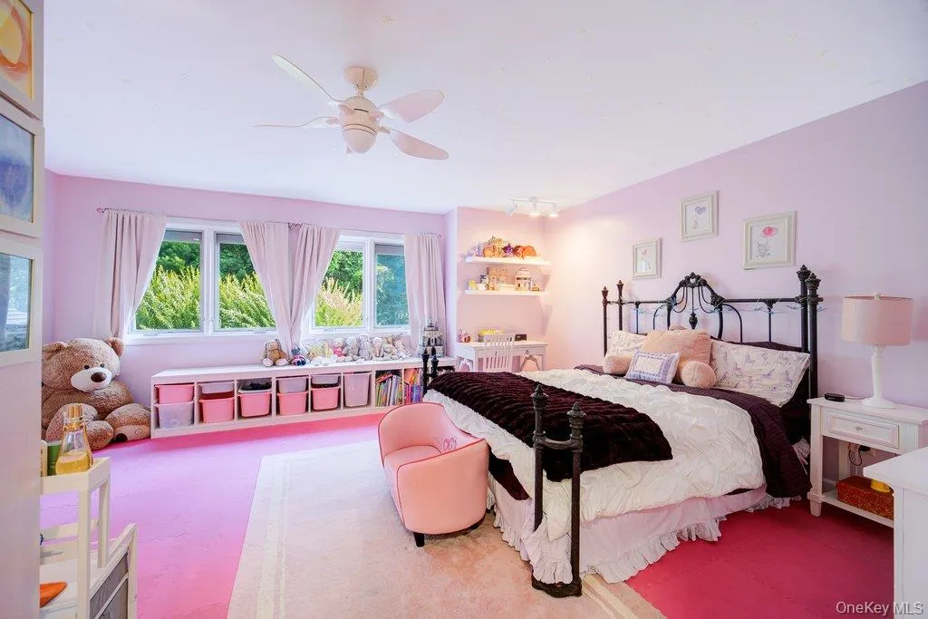 237 Mineral Springs Road, Woodbury, NY, 5 Bedrooms Bedrooms, 11 Rooms Rooms,3 BathroomsBathrooms,Residential,For Rent,Mineral Springs,0,1040759 237 Mineral Springs Road, Woodbury, NY, 5 Bedrooms Bedrooms, 11 Rooms Rooms,3 BathroomsBathrooms,Residential,For Rent,Mineral Springs,0,1040759