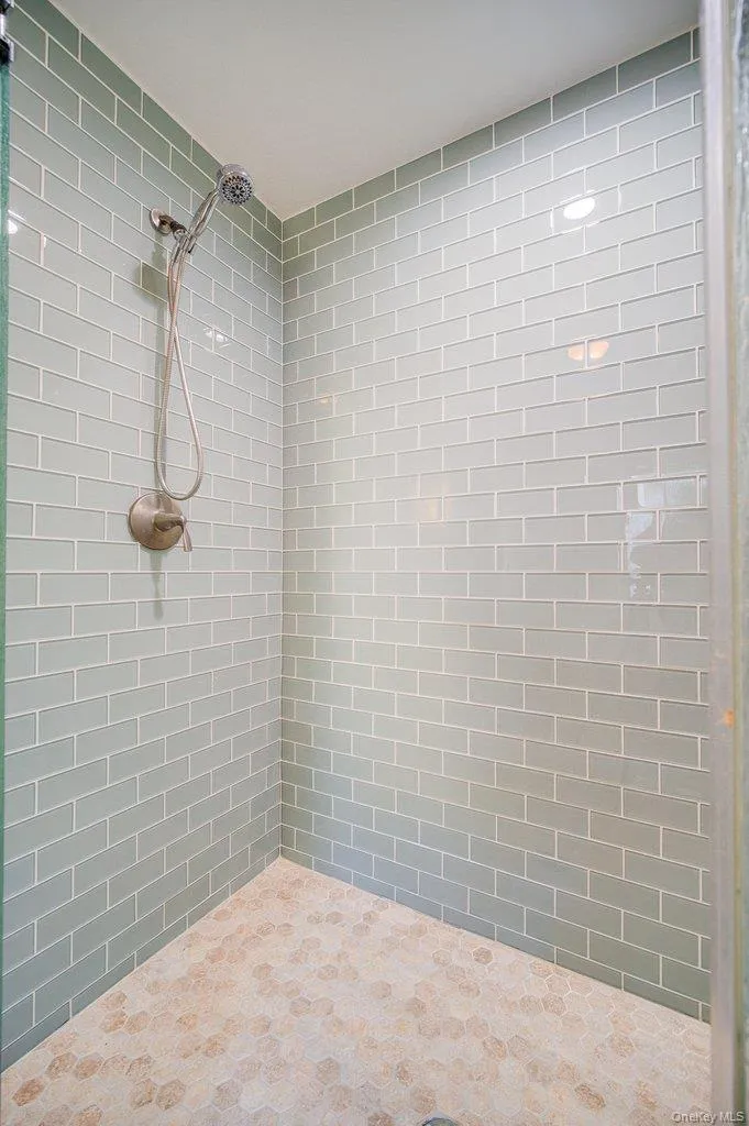237 Mineral Springs Road, Woodbury, NY, 5 Bedrooms Bedrooms, 11 Rooms Rooms,3 BathroomsBathrooms,Residential,For Rent,Mineral Springs,0,1040759 237 Mineral Springs Road, Woodbury, NY, 5 Bedrooms Bedrooms, 11 Rooms Rooms,3 BathroomsBathrooms,Residential,For Rent,Mineral Springs,0,1040759