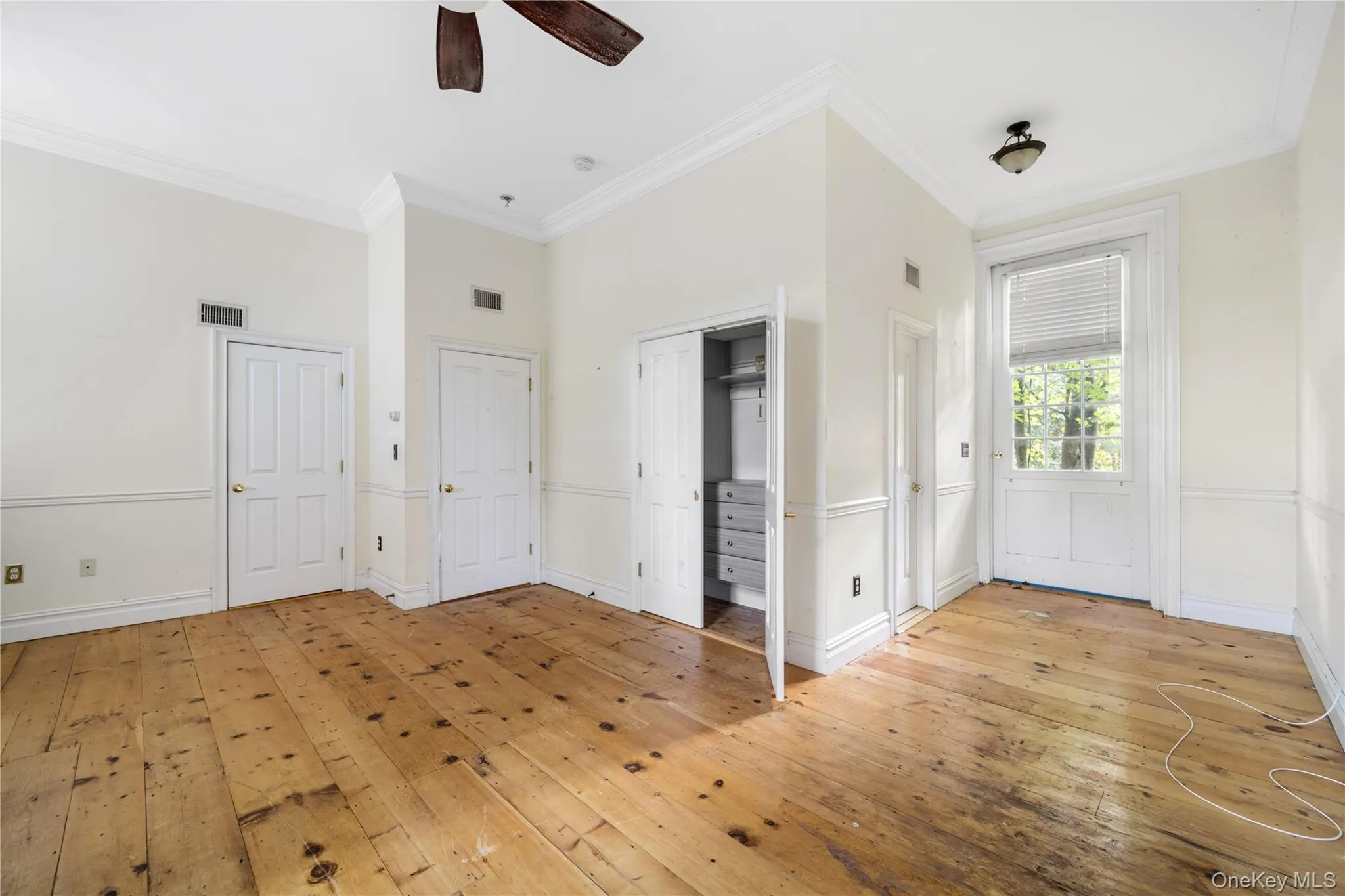697 Mountain Road, Clarkstown, NY, 3 Bedrooms Bedrooms, 5 Rooms Rooms,2 BathroomsBathrooms,Residential,For Rent,Mountain,0,1040761 697 Mountain Road, Clarkstown, NY, 3 Bedrooms Bedrooms, 5 Rooms Rooms,2 BathroomsBathrooms,Residential,For Rent,Mountain,0,1040761