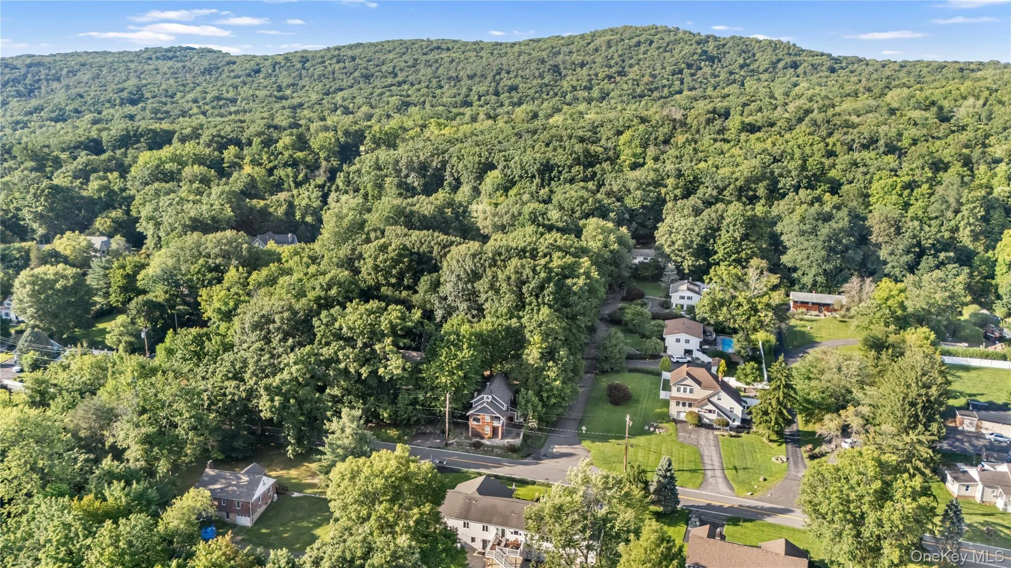 697 Mountain Road, Clarkstown, NY, 3 Bedrooms Bedrooms, 5 Rooms Rooms,2 BathroomsBathrooms,Residential,For Rent,Mountain,0,1040761 697 Mountain Road, Clarkstown, NY, 3 Bedrooms Bedrooms, 5 Rooms Rooms,2 BathroomsBathrooms,Residential,For Rent,Mountain,0,1040761