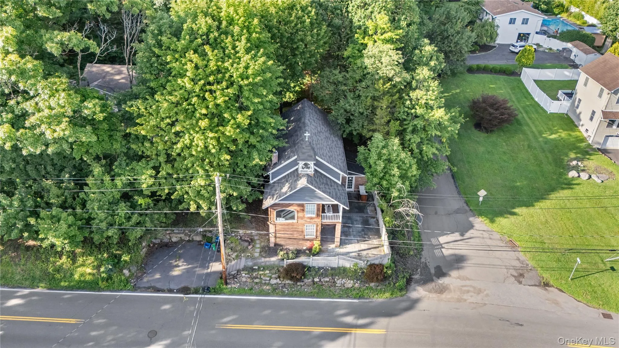 697 Mountain Road, Clarkstown, NY, 3 Bedrooms Bedrooms, 5 Rooms Rooms,2 BathroomsBathrooms,Residential,For Rent,Mountain,0,1040761 697 Mountain Road, Clarkstown, NY, 3 Bedrooms Bedrooms, 5 Rooms Rooms,2 BathroomsBathrooms,Residential,For Rent,Mountain,0,1040761