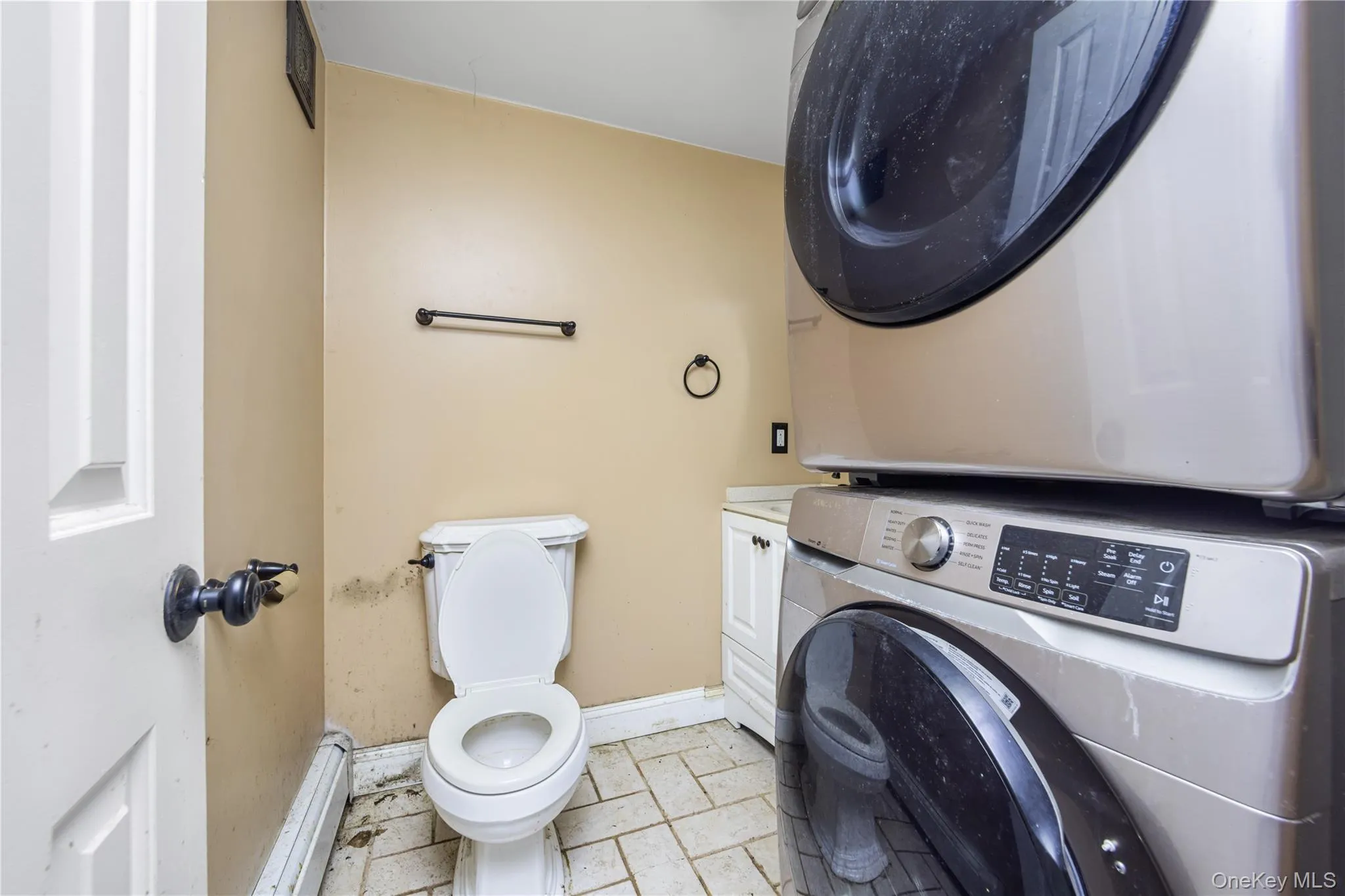 697 Mountain Road, Clarkstown, NY, 3 Bedrooms Bedrooms, 5 Rooms Rooms,2 BathroomsBathrooms,Residential,For Rent,Mountain,0,1040761 697 Mountain Road, Clarkstown, NY, 3 Bedrooms Bedrooms, 5 Rooms Rooms,2 BathroomsBathrooms,Residential,For Rent,Mountain,0,1040761