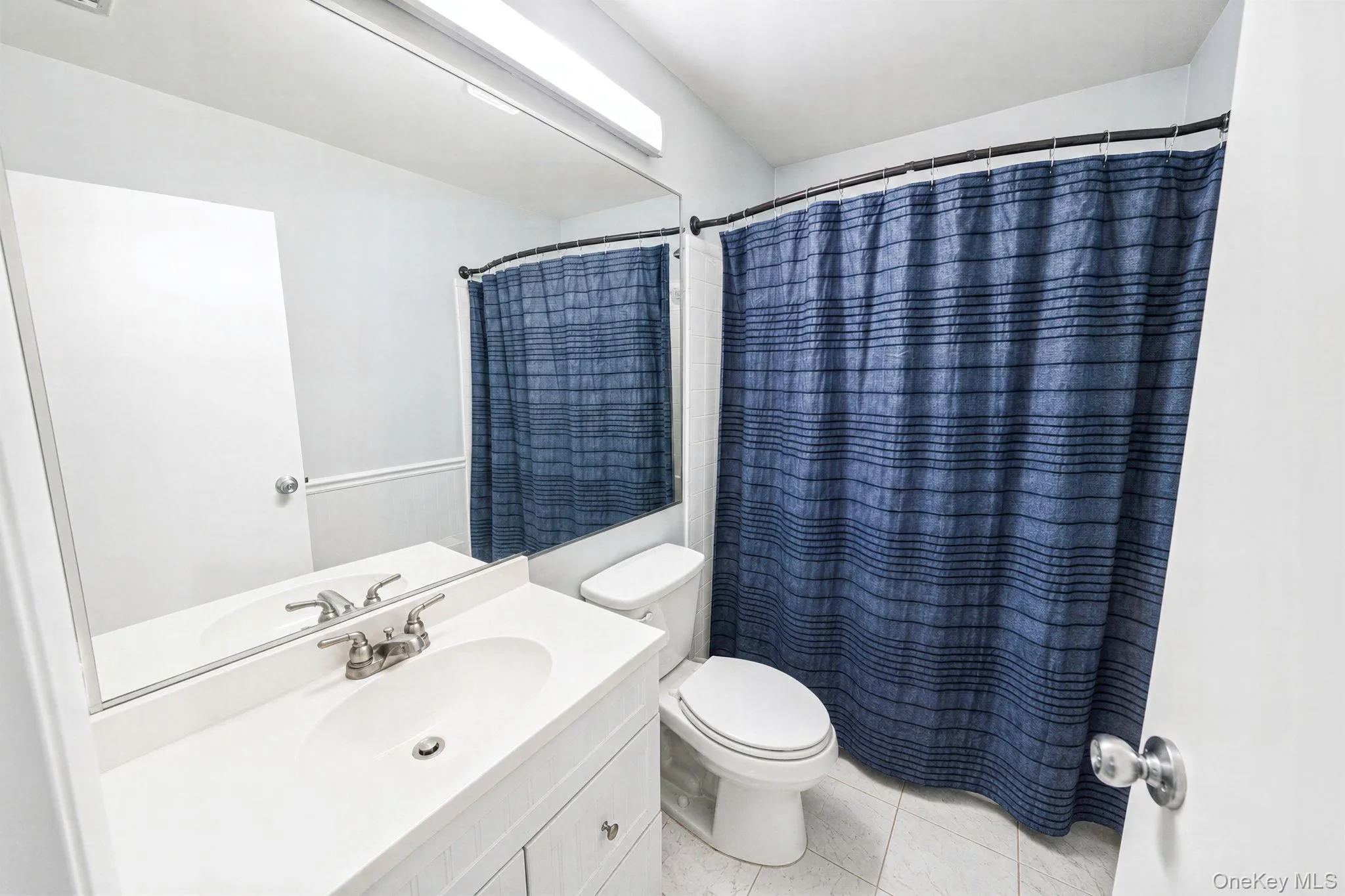 4 Balmoral Court, Brookhaven, NY, 3 Bedrooms Bedrooms, 7 Rooms Rooms,2 BathroomsBathrooms,Residential,For Rent,Balmoral,0,1040762 4 Balmoral Court, Brookhaven, NY, 3 Bedrooms Bedrooms, 7 Rooms Rooms,2 BathroomsBathrooms,Residential,For Rent,Balmoral,0,1040762