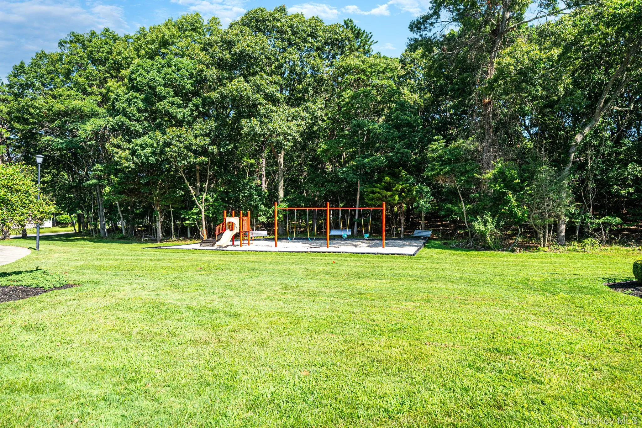 4 Balmoral Court, Brookhaven, NY, 3 Bedrooms Bedrooms, 7 Rooms Rooms,2 BathroomsBathrooms,Residential,For Rent,Balmoral,0,1040762 4 Balmoral Court, Brookhaven, NY, 3 Bedrooms Bedrooms, 7 Rooms Rooms,2 BathroomsBathrooms,Residential,For Rent,Balmoral,0,1040762