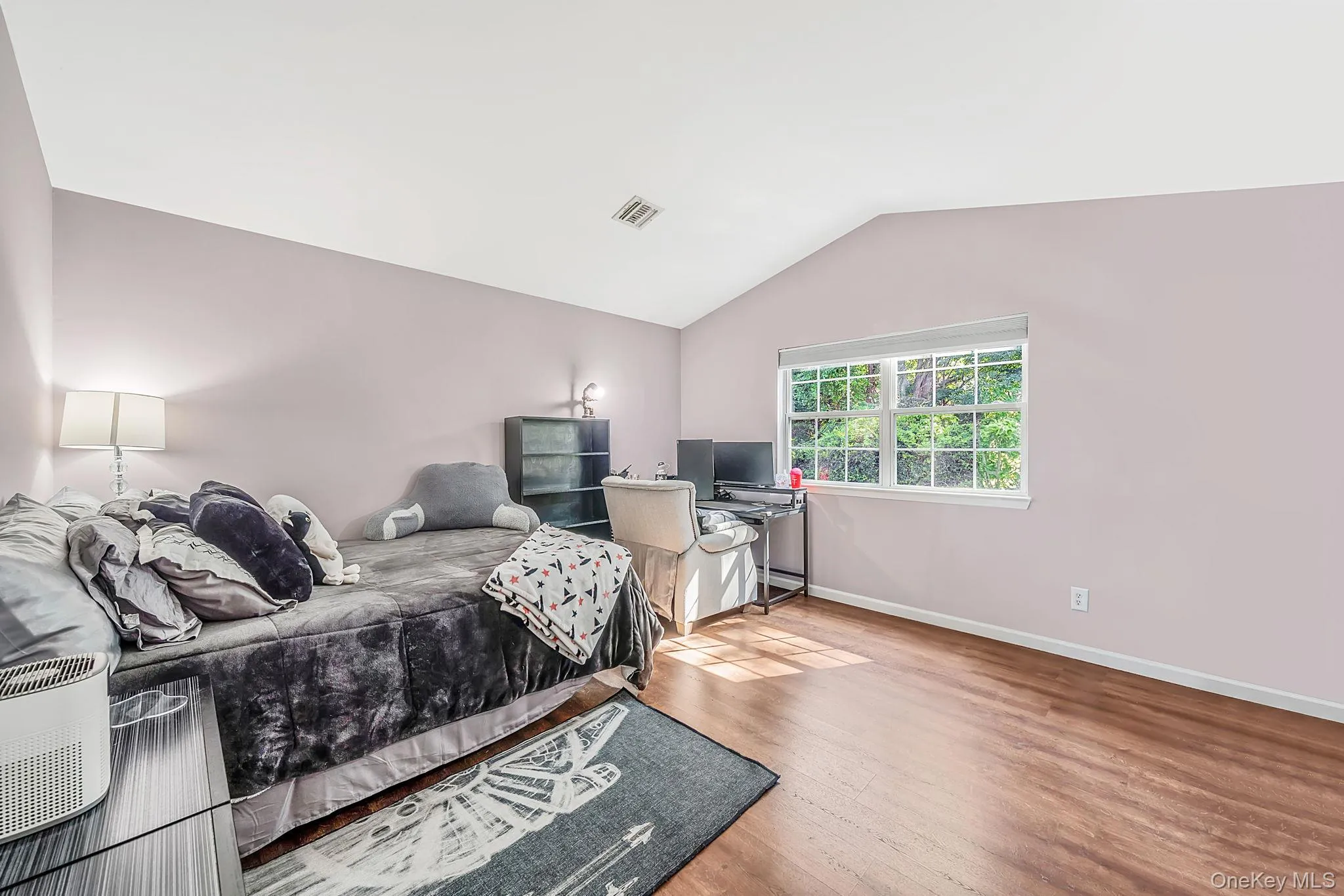 4 Balmoral Court, Brookhaven, NY, 3 Bedrooms Bedrooms, 7 Rooms Rooms,2 BathroomsBathrooms,Residential,For Rent,Balmoral,0,1040762 4 Balmoral Court, Brookhaven, NY, 3 Bedrooms Bedrooms, 7 Rooms Rooms,2 BathroomsBathrooms,Residential,For Rent,Balmoral,0,1040762