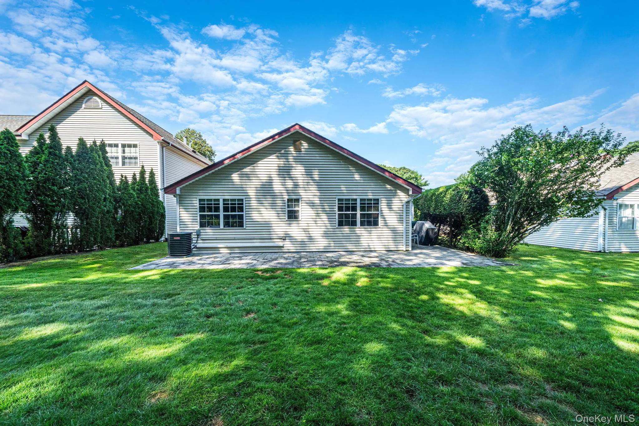 4 Balmoral Court, Brookhaven, NY, 3 Bedrooms Bedrooms, 7 Rooms Rooms,2 BathroomsBathrooms,Residential,For Rent,Balmoral,0,1040762 4 Balmoral Court, Brookhaven, NY, 3 Bedrooms Bedrooms, 7 Rooms Rooms,2 BathroomsBathrooms,Residential,For Rent,Balmoral,0,1040762