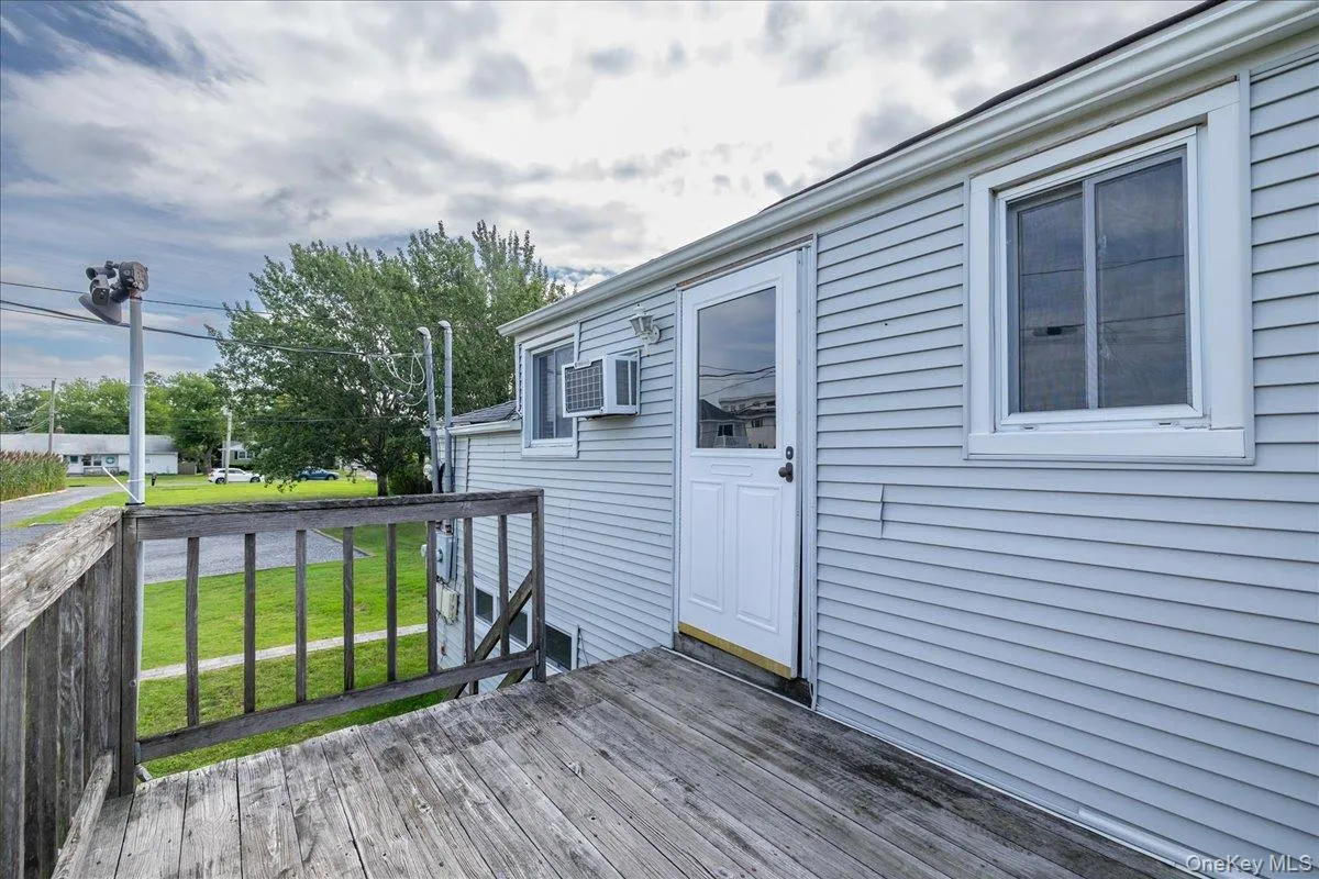 46 Riverdale Avenue, Oyster Bay, NY, 4 Bedrooms Bedrooms, 7 Rooms Rooms,2 BathroomsBathrooms,Residential,For Rent,Riverdale,0,1040763 46 Riverdale Avenue, Oyster Bay, NY, 4 Bedrooms Bedrooms, 7 Rooms Rooms,2 BathroomsBathrooms,Residential,For Rent,Riverdale,0,1040763