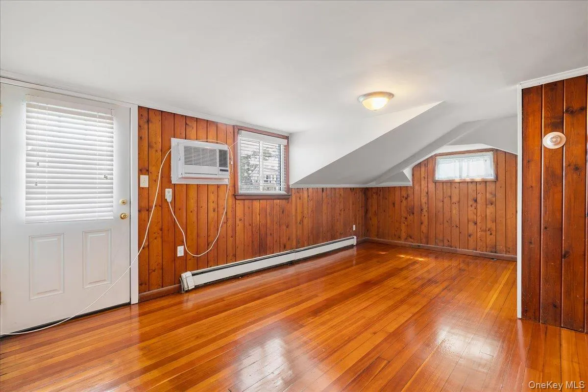 46 Riverdale Avenue, Oyster Bay, NY, 4 Bedrooms Bedrooms, 7 Rooms Rooms,2 BathroomsBathrooms,Residential,For Rent,Riverdale,0,1040763 46 Riverdale Avenue, Oyster Bay, NY, 4 Bedrooms Bedrooms, 7 Rooms Rooms,2 BathroomsBathrooms,Residential,For Rent,Riverdale,0,1040763