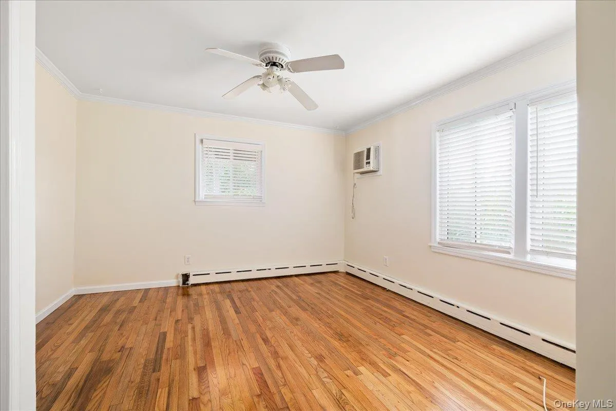 46 Riverdale Avenue, Oyster Bay, NY, 4 Bedrooms Bedrooms, 7 Rooms Rooms,2 BathroomsBathrooms,Residential,For Rent,Riverdale,0,1040763 46 Riverdale Avenue, Oyster Bay, NY, 4 Bedrooms Bedrooms, 7 Rooms Rooms,2 BathroomsBathrooms,Residential,For Rent,Riverdale,0,1040763