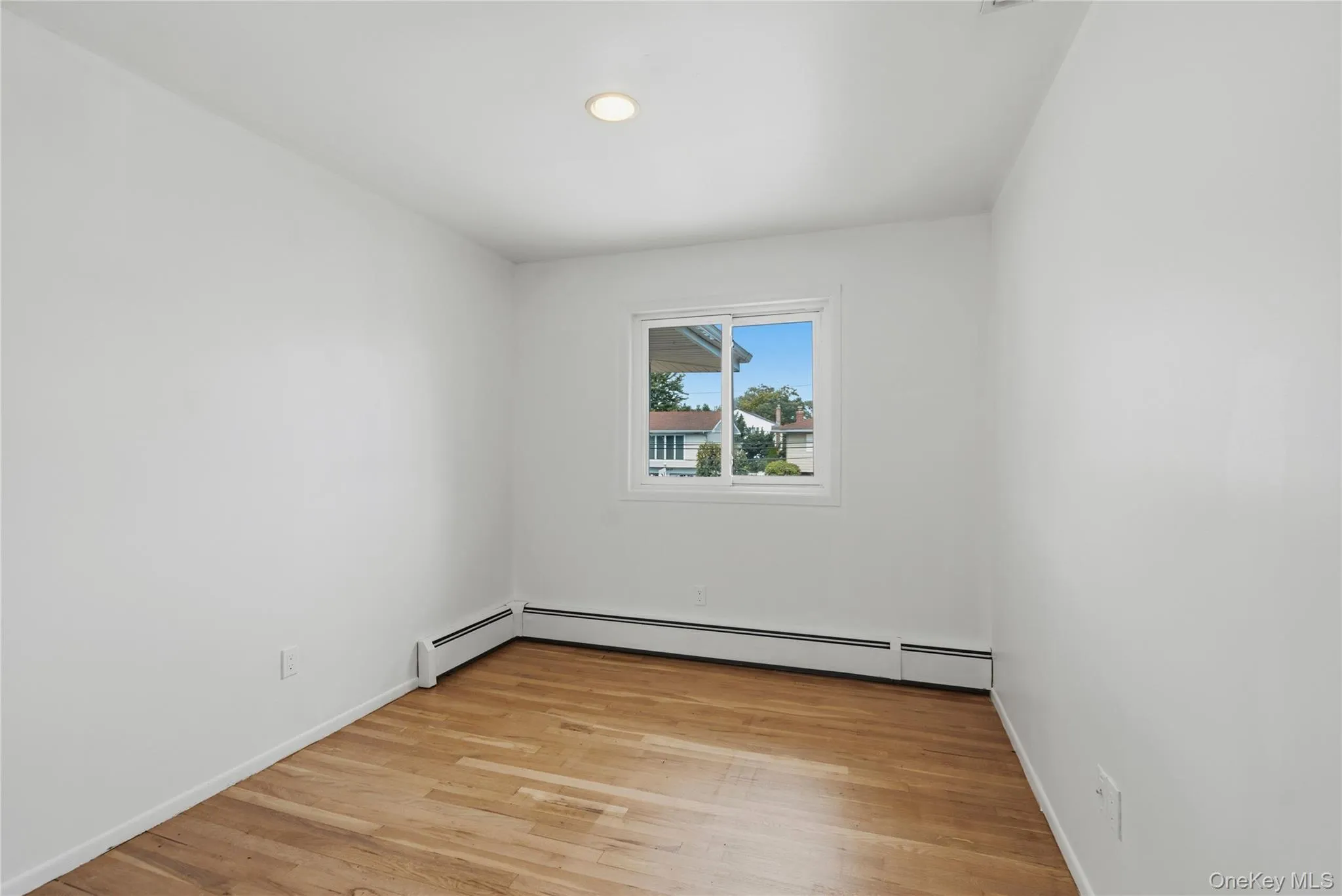 2054 Whalen Avenue, Hempstead, NY, 6 Bedrooms Bedrooms, 10 Rooms Rooms,2 BathroomsBathrooms,Residential,For Rent,Whalen,0,1040783 2054 Whalen Avenue, Hempstead, NY, 6 Bedrooms Bedrooms, 10 Rooms Rooms,2 BathroomsBathrooms,Residential,For Rent,Whalen,0,1040783