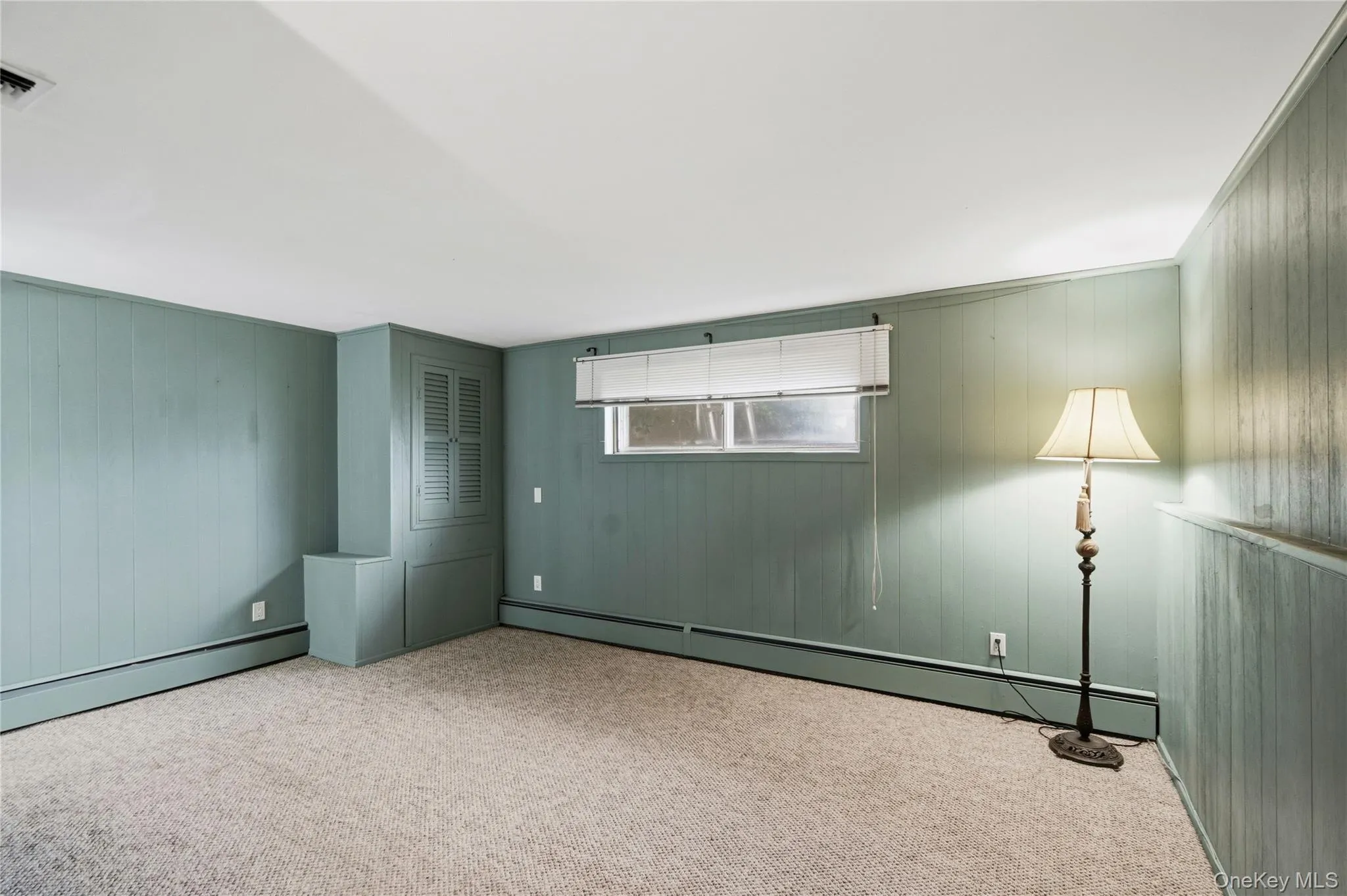 2054 Whalen Avenue, Hempstead, NY, 6 Bedrooms Bedrooms, 10 Rooms Rooms,2 BathroomsBathrooms,Residential,For Rent,Whalen,0,1040783 2054 Whalen Avenue, Hempstead, NY, 6 Bedrooms Bedrooms, 10 Rooms Rooms,2 BathroomsBathrooms,Residential,For Rent,Whalen,0,1040783