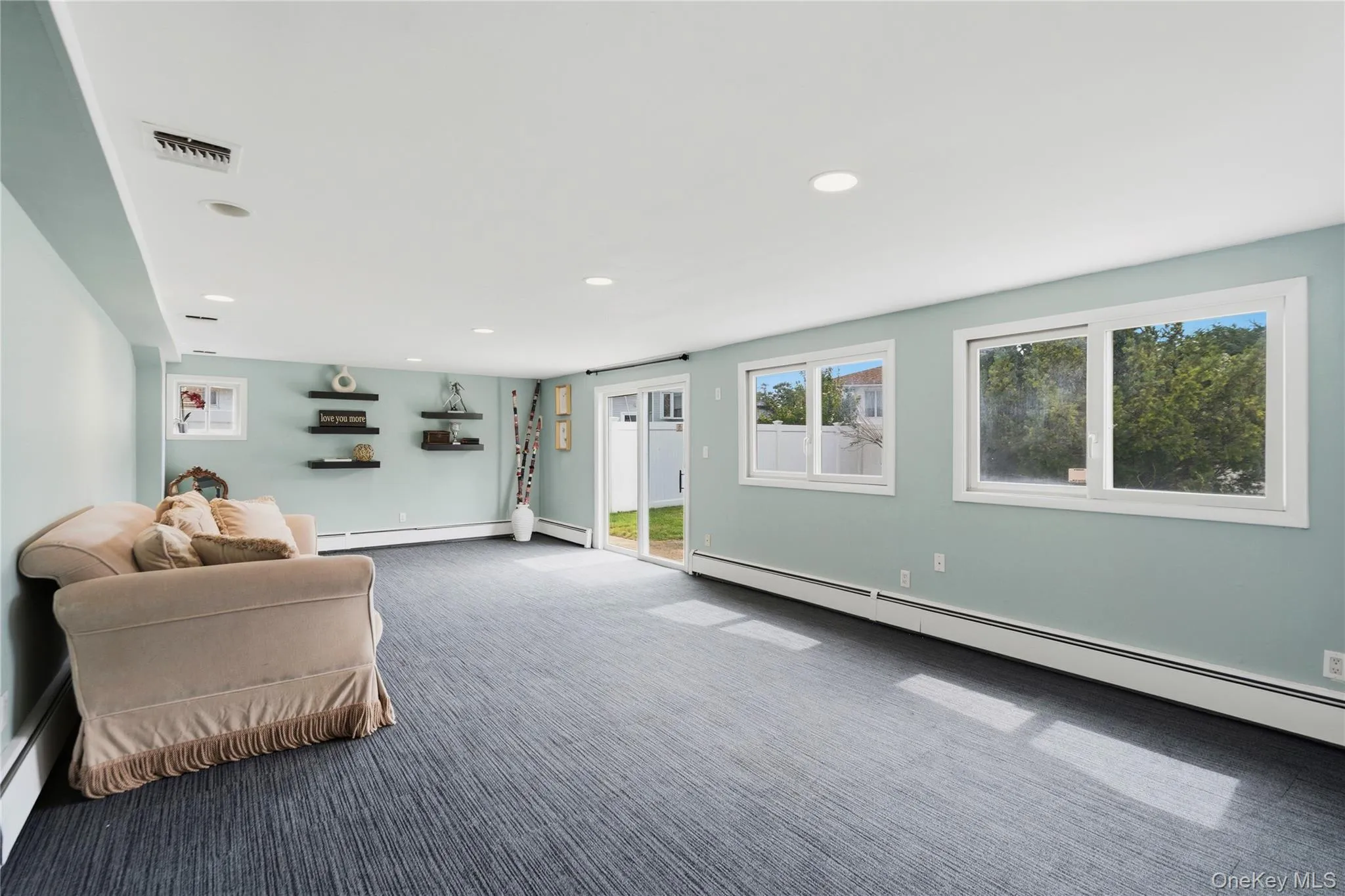 2054 Whalen Avenue, Hempstead, NY, 6 Bedrooms Bedrooms, 10 Rooms Rooms,2 BathroomsBathrooms,Residential,For Rent,Whalen,0,1040783 2054 Whalen Avenue, Hempstead, NY, 6 Bedrooms Bedrooms, 10 Rooms Rooms,2 BathroomsBathrooms,Residential,For Rent,Whalen,0,1040783