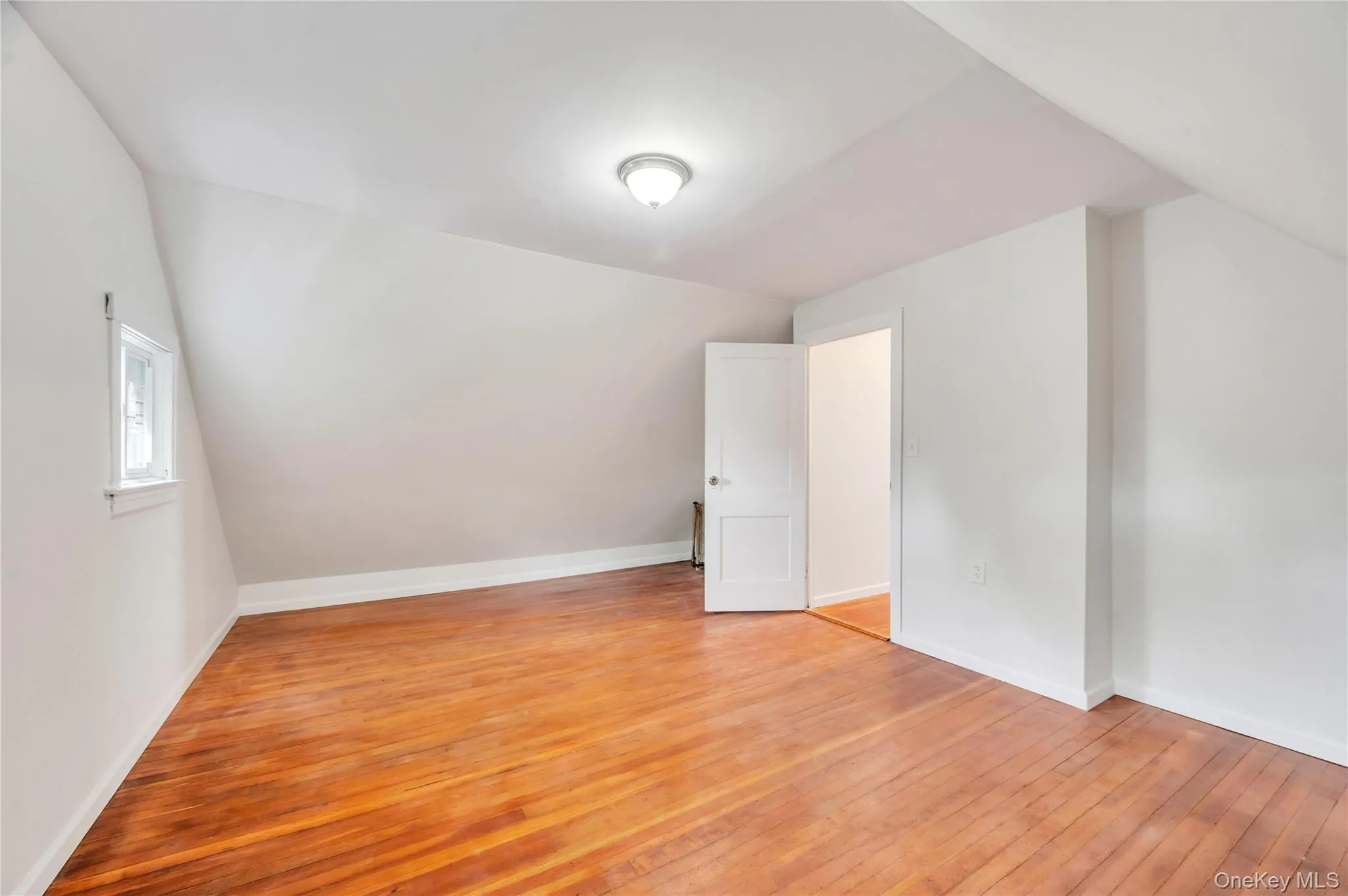 104-04 202nd Street, New York, NY, 6 Bedrooms Bedrooms, 18 Rooms Rooms,5 BathroomsBathrooms,Residential,For Rent,202nd,0,1040784 104-04 202nd Street, New York, NY, 6 Bedrooms Bedrooms, 18 Rooms Rooms,5 BathroomsBathrooms,Residential,For Rent,202nd,0,1040784