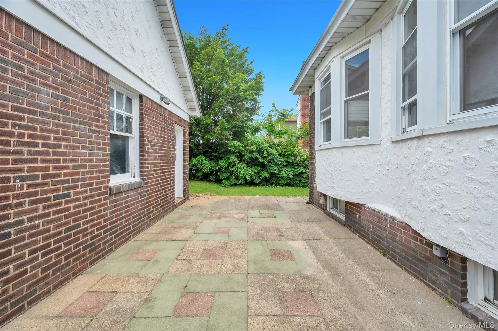 104-04 202nd Street, New York, NY, 6 Bedrooms Bedrooms, 18 Rooms Rooms,5 BathroomsBathrooms,Residential,For Rent,202nd,0,1040784 104-04 202nd Street, New York, NY, 6 Bedrooms Bedrooms, 18 Rooms Rooms,5 BathroomsBathrooms,Residential,For Rent,202nd,0,1040784