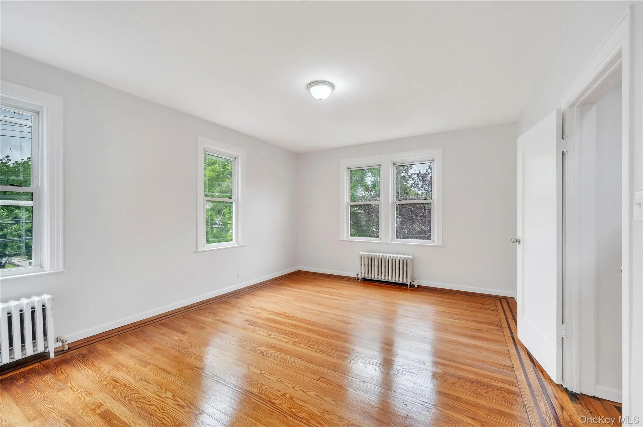 104-04 202nd Street, New York, NY, 6 Bedrooms Bedrooms, 18 Rooms Rooms,5 BathroomsBathrooms,Residential,For Rent,202nd,0,1040784 104-04 202nd Street, New York, NY, 6 Bedrooms Bedrooms, 18 Rooms Rooms,5 BathroomsBathrooms,Residential,For Rent,202nd,0,1040784