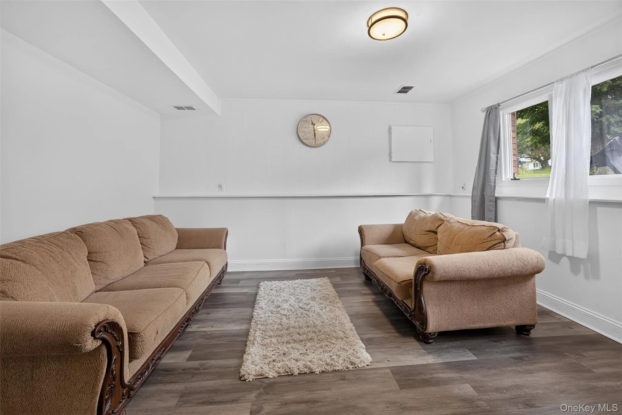 32 Surrey Road, Chester Town, NY, 4 Bedrooms Bedrooms, 8 Rooms Rooms,1 BathroomBathrooms,Residential,For Rent,Surrey,0,1040785 32 Surrey Road, Chester Town, NY, 4 Bedrooms Bedrooms, 8 Rooms Rooms,1 BathroomBathrooms,Residential,For Rent,Surrey,0,1040785