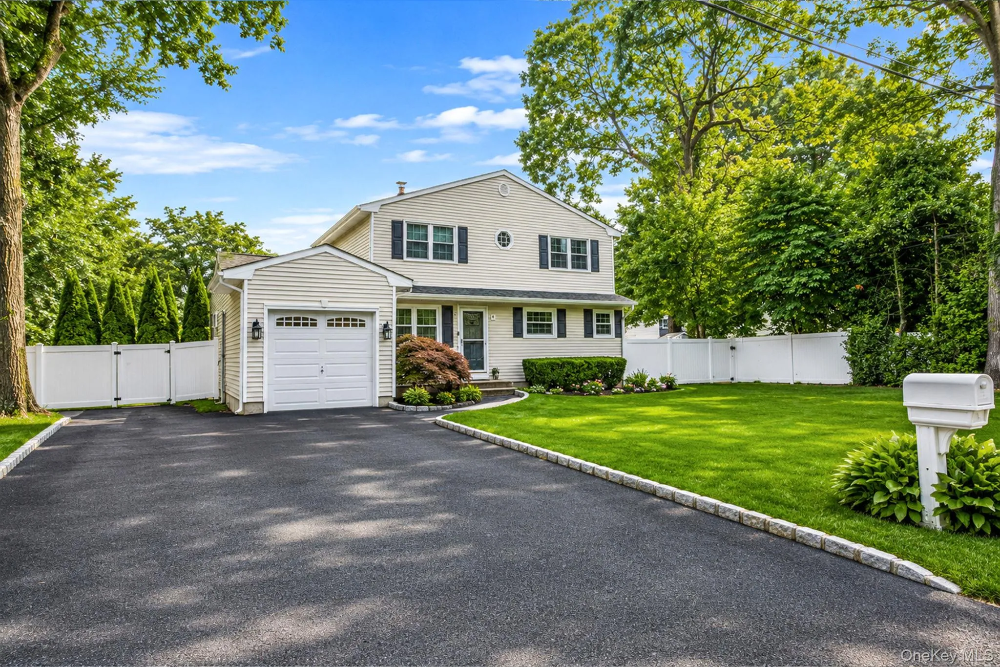 86 Creighton Avenue, Brookhaven, NY, 5 Bedrooms Bedrooms, 8 Rooms Rooms,2 BathroomsBathrooms,Residential,For Rent,Creighton,0,1040788 86 Creighton Avenue, Brookhaven, NY, 5 Bedrooms Bedrooms, 8 Rooms Rooms,2 BathroomsBathrooms,Residential,For Rent,Creighton,0,1040788