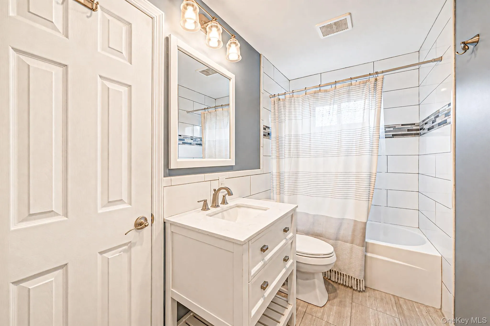 86 Creighton Avenue, Brookhaven, NY, 5 Bedrooms Bedrooms, 8 Rooms Rooms,2 BathroomsBathrooms,Residential,For Rent,Creighton,0,1040788 86 Creighton Avenue, Brookhaven, NY, 5 Bedrooms Bedrooms, 8 Rooms Rooms,2 BathroomsBathrooms,Residential,For Rent,Creighton,0,1040788