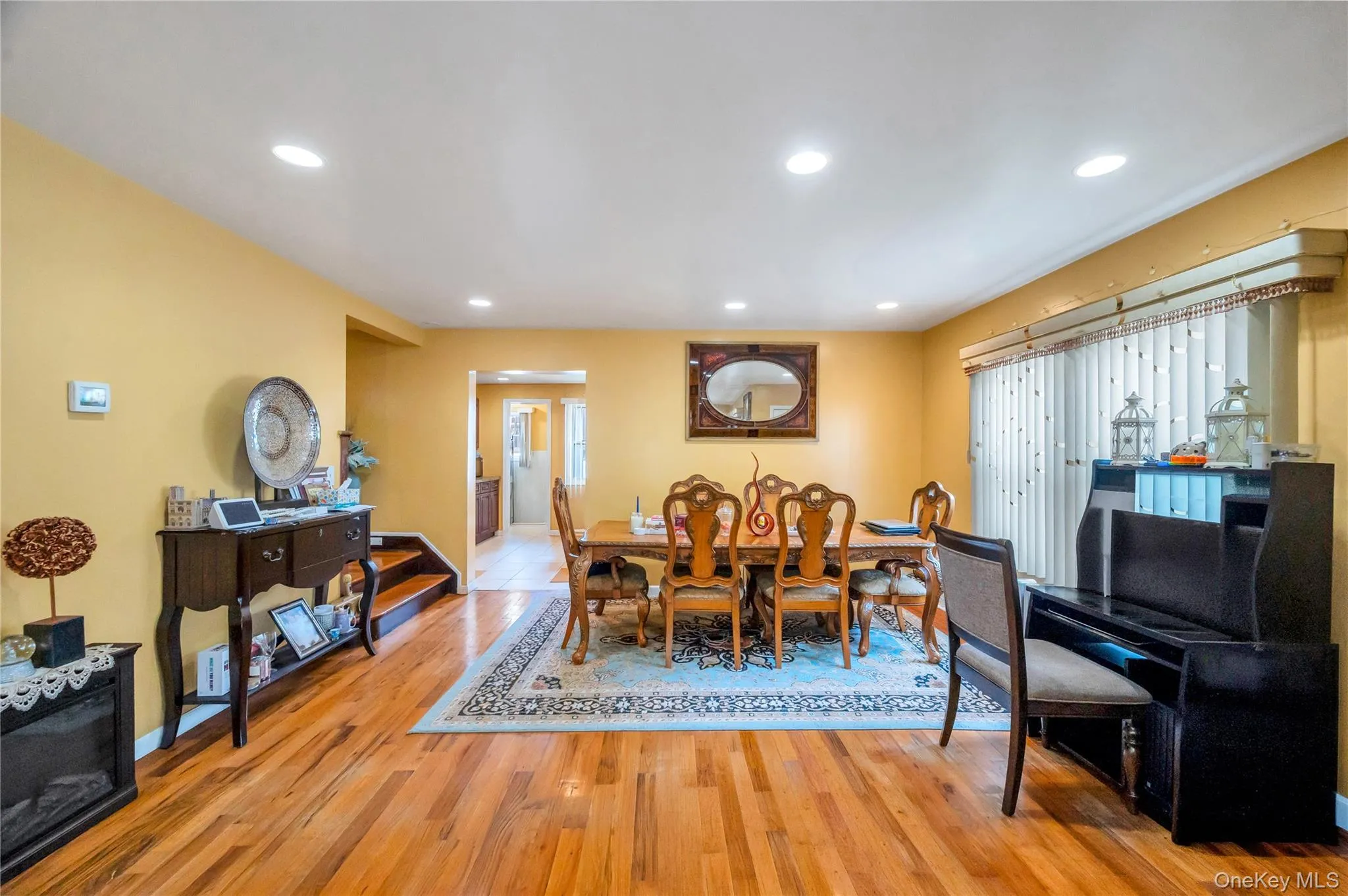 220-16 107th Avenue, New York, NY, 3 Bedrooms Bedrooms, 10 Rooms Rooms,2 BathroomsBathrooms,Residential,For Rent,107th,0,1040790 220-16 107th Avenue, New York, NY, 3 Bedrooms Bedrooms, 10 Rooms Rooms,2 BathroomsBathrooms,Residential,For Rent,107th,0,1040790