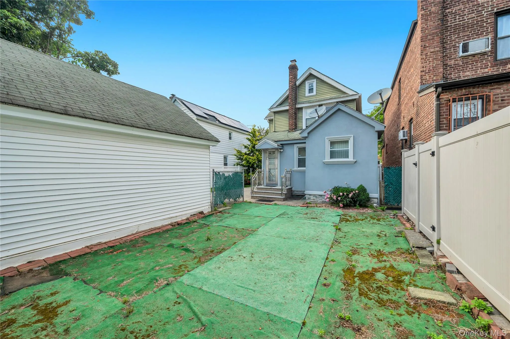 220-16 107th Avenue, New York, NY, 3 Bedrooms Bedrooms, 10 Rooms Rooms,2 BathroomsBathrooms,Residential,For Rent,107th,0,1040790 220-16 107th Avenue, New York, NY, 3 Bedrooms Bedrooms, 10 Rooms Rooms,2 BathroomsBathrooms,Residential,For Rent,107th,0,1040790