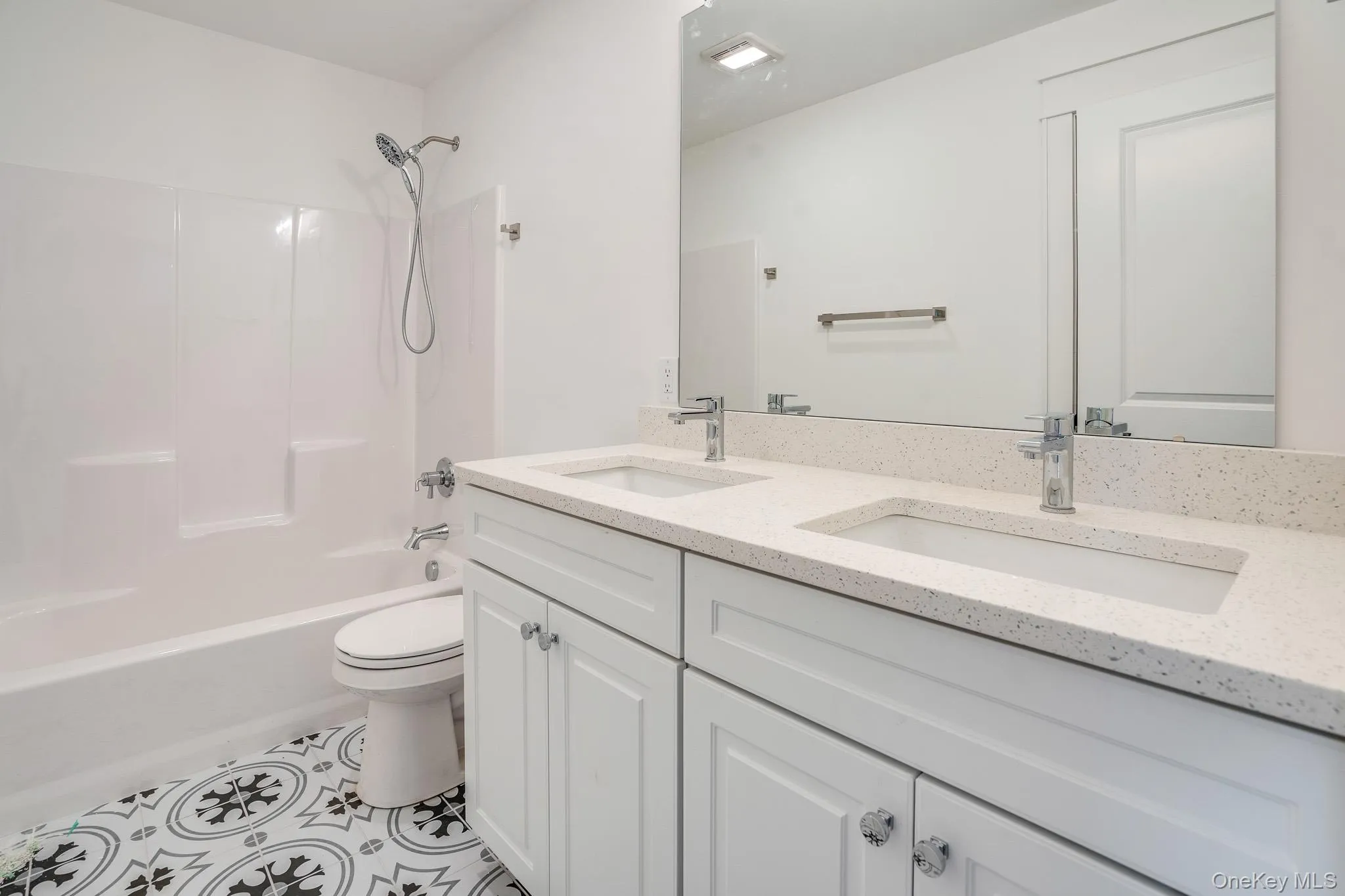 40 Beaver Road, La Grange, NY, 4 Bedrooms Bedrooms, 11 Rooms Rooms,2 BathroomsBathrooms,Residential,For Rent,Beaver,0,1040791 40 Beaver Road, La Grange, NY, 4 Bedrooms Bedrooms, 11 Rooms Rooms,2 BathroomsBathrooms,Residential,For Rent,Beaver,0,1040791