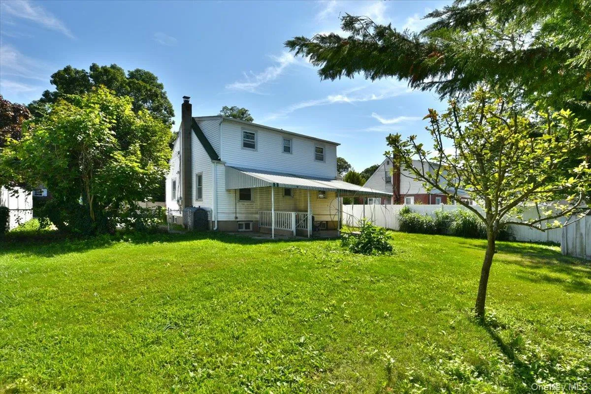 265 Delaware Avenue, Babylon, NY, 4 Bedrooms Bedrooms, 9 Rooms Rooms,2 BathroomsBathrooms,Residential,For Rent,Delaware,0,1040796 265 Delaware Avenue, Babylon, NY, 4 Bedrooms Bedrooms, 9 Rooms Rooms,2 BathroomsBathrooms,Residential,For Rent,Delaware,0,1040796
