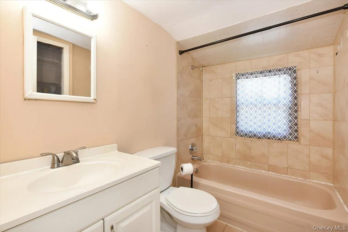 265 Delaware Avenue, Babylon, NY, 4 Bedrooms Bedrooms, 9 Rooms Rooms,2 BathroomsBathrooms,Residential,For Rent,Delaware,0,1040796 265 Delaware Avenue, Babylon, NY, 4 Bedrooms Bedrooms, 9 Rooms Rooms,2 BathroomsBathrooms,Residential,For Rent,Delaware,0,1040796