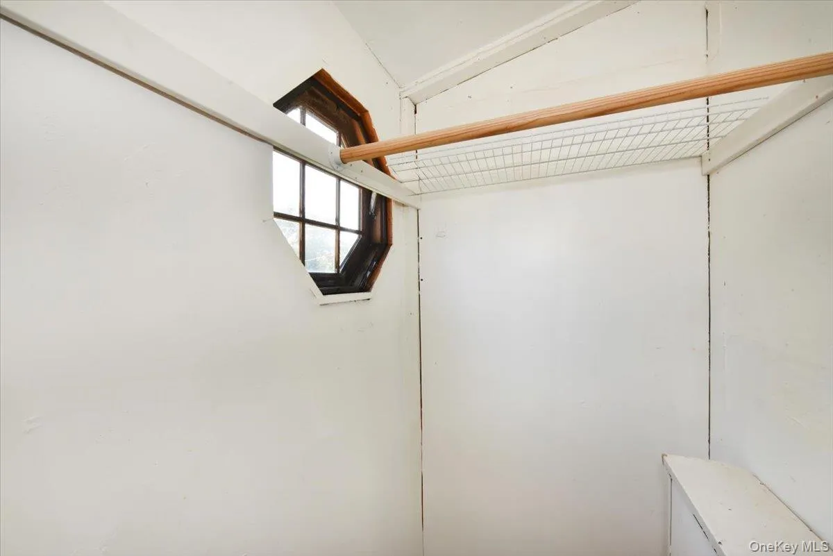 265 Delaware Avenue, Babylon, NY, 4 Bedrooms Bedrooms, 9 Rooms Rooms,2 BathroomsBathrooms,Residential,For Rent,Delaware,0,1040796 265 Delaware Avenue, Babylon, NY, 4 Bedrooms Bedrooms, 9 Rooms Rooms,2 BathroomsBathrooms,Residential,For Rent,Delaware,0,1040796