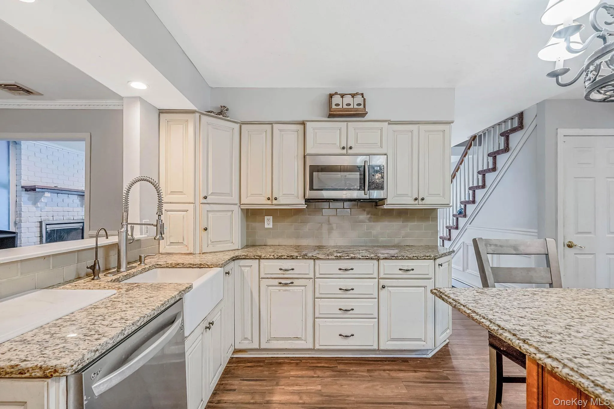 15 Jamar Lane, Brookhaven, NY, 5 Bedrooms Bedrooms, 10 Rooms Rooms,3 BathroomsBathrooms,Residential,For Rent,Jamar,0,1040799 15 Jamar Lane, Brookhaven, NY, 5 Bedrooms Bedrooms, 10 Rooms Rooms,3 BathroomsBathrooms,Residential,For Rent,Jamar,0,1040799