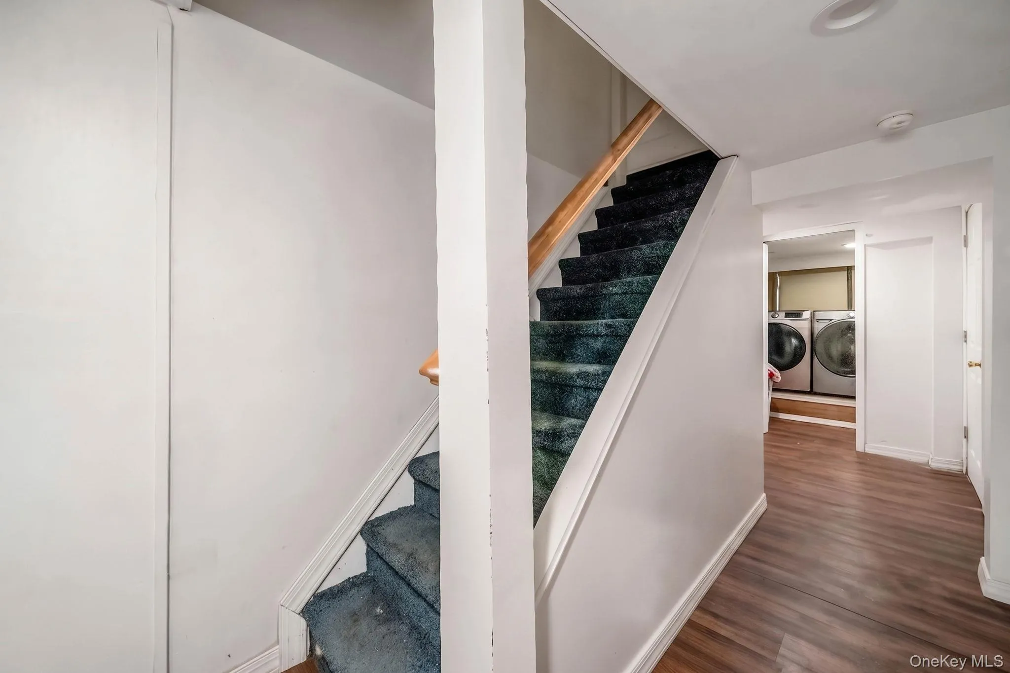 15 Jamar Lane, Brookhaven, NY, 5 Bedrooms Bedrooms, 10 Rooms Rooms,3 BathroomsBathrooms,Residential,For Rent,Jamar,0,1040799 15 Jamar Lane, Brookhaven, NY, 5 Bedrooms Bedrooms, 10 Rooms Rooms,3 BathroomsBathrooms,Residential,For Rent,Jamar,0,1040799