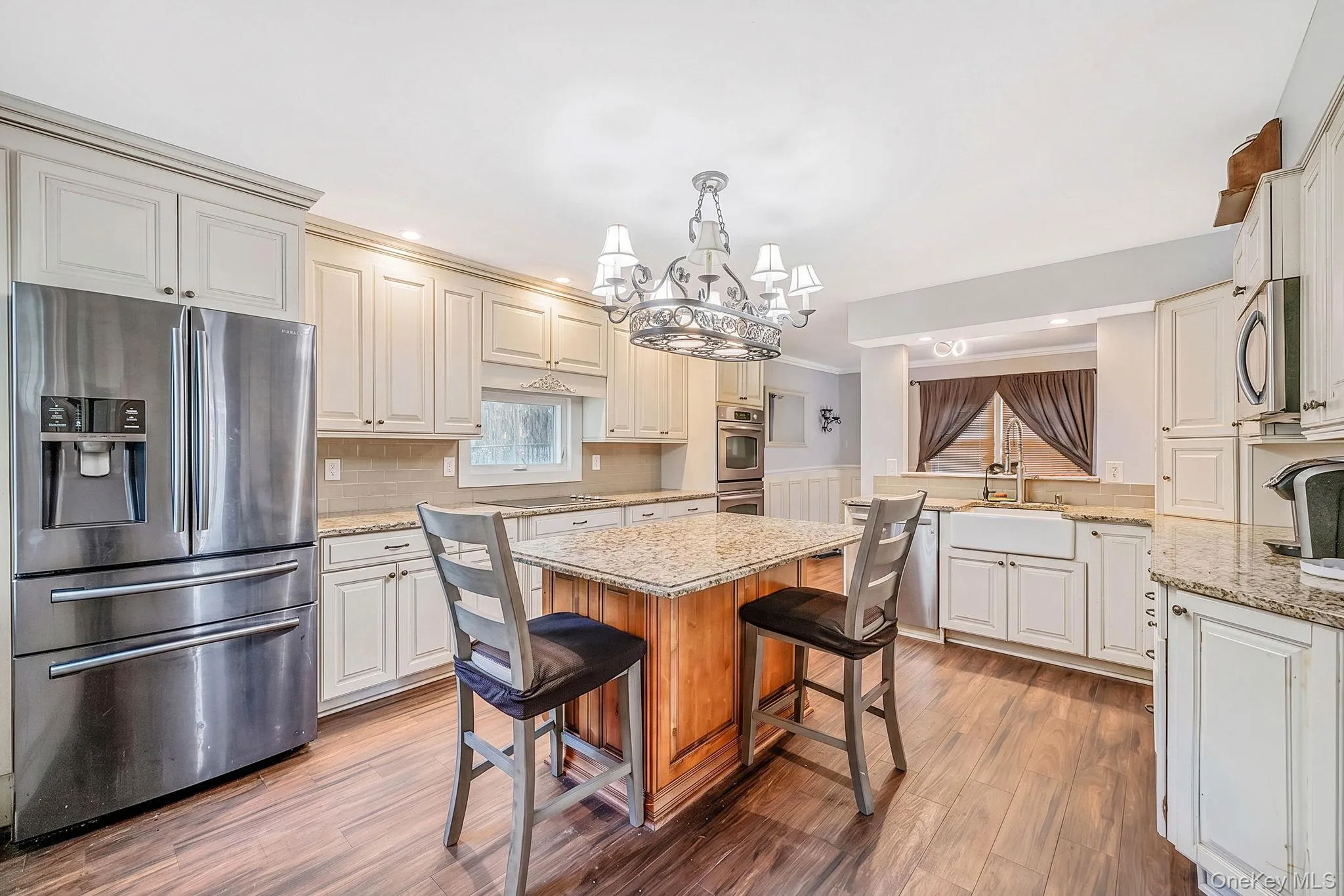 15 Jamar Lane, Brookhaven, NY, 5 Bedrooms Bedrooms, 10 Rooms Rooms,3 BathroomsBathrooms,Residential,For Rent,Jamar,0,1040799 15 Jamar Lane, Brookhaven, NY, 5 Bedrooms Bedrooms, 10 Rooms Rooms,3 BathroomsBathrooms,Residential,For Rent,Jamar,0,1040799