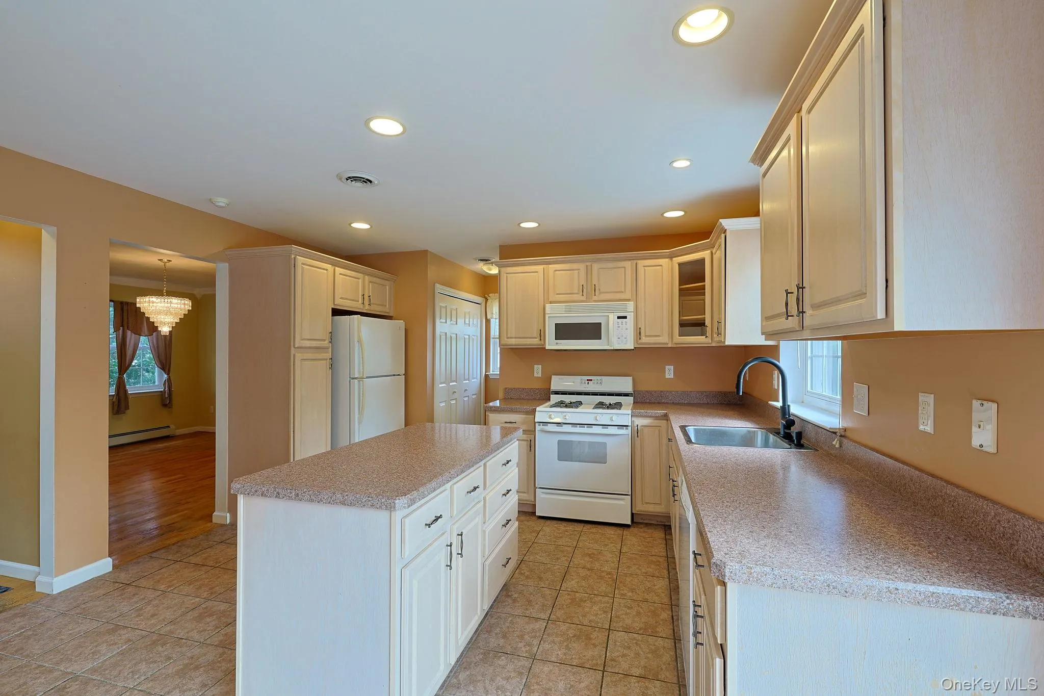 173 Creamery Pond Road, Chester Town, NY, 3 Bedrooms Bedrooms, 11 Rooms Rooms,2 BathroomsBathrooms,Residential,For Rent,Creamery Pond,0,1040801 173 Creamery Pond Road, Chester Town, NY, 3 Bedrooms Bedrooms, 11 Rooms Rooms,2 BathroomsBathrooms,Residential,For Rent,Creamery Pond,0,1040801