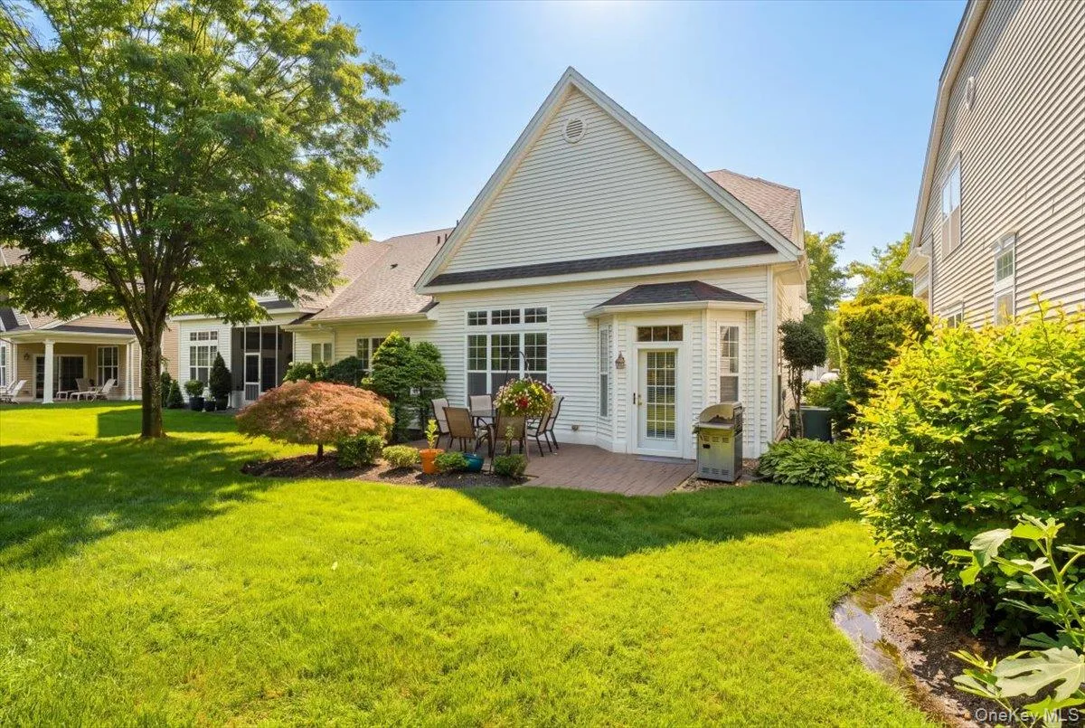 101 Mozart Court, Brookhaven, NY, 2 Bedrooms Bedrooms, 7 Rooms Rooms,2 BathroomsBathrooms,Residential,For Rent,Mozart,0,1040804 101 Mozart Court, Brookhaven, NY, 2 Bedrooms Bedrooms, 7 Rooms Rooms,2 BathroomsBathrooms,Residential,For Rent,Mozart,0,1040804