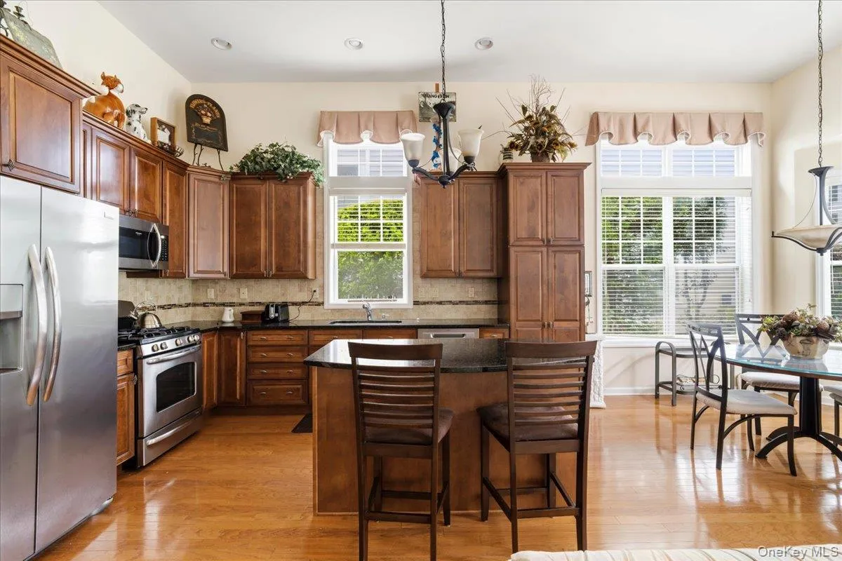 101 Mozart Court, Brookhaven, NY, 2 Bedrooms Bedrooms, 7 Rooms Rooms,2 BathroomsBathrooms,Residential,For Rent,Mozart,0,1040804 101 Mozart Court, Brookhaven, NY, 2 Bedrooms Bedrooms, 7 Rooms Rooms,2 BathroomsBathrooms,Residential,For Rent,Mozart,0,1040804