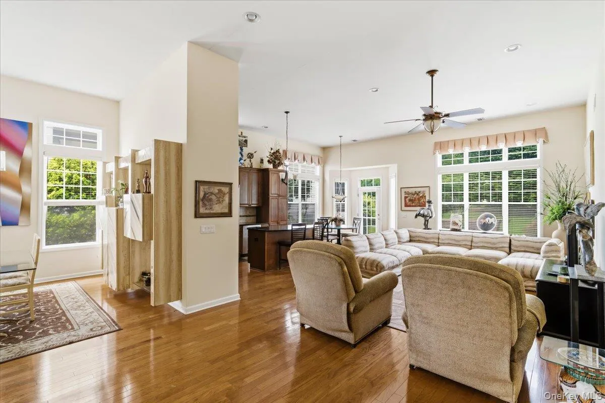 101 Mozart Court, Brookhaven, NY, 2 Bedrooms Bedrooms, 7 Rooms Rooms,2 BathroomsBathrooms,Residential,For Rent,Mozart,0,1040804 101 Mozart Court, Brookhaven, NY, 2 Bedrooms Bedrooms, 7 Rooms Rooms,2 BathroomsBathrooms,Residential,For Rent,Mozart,0,1040804