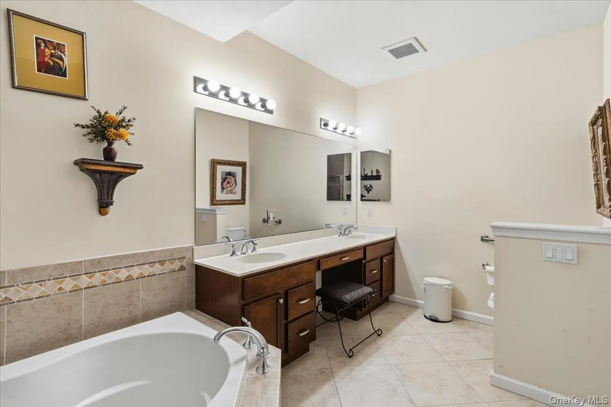 101 Mozart Court, Brookhaven, NY, 2 Bedrooms Bedrooms, 7 Rooms Rooms,2 BathroomsBathrooms,Residential,For Rent,Mozart,0,1040804 101 Mozart Court, Brookhaven, NY, 2 Bedrooms Bedrooms, 7 Rooms Rooms,2 BathroomsBathrooms,Residential,For Rent,Mozart,0,1040804