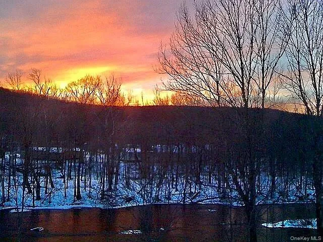 6201 State Route 42, Fallsburg, NY, 3 Bedrooms Bedrooms, 8 Rooms Rooms,3 BathroomsBathrooms,Residential,For Rent,State Route 42,0,1040808 6201 State Route 42, Fallsburg, NY, 3 Bedrooms Bedrooms, 8 Rooms Rooms,3 BathroomsBathrooms,Residential,For Rent,State Route 42,0,1040808