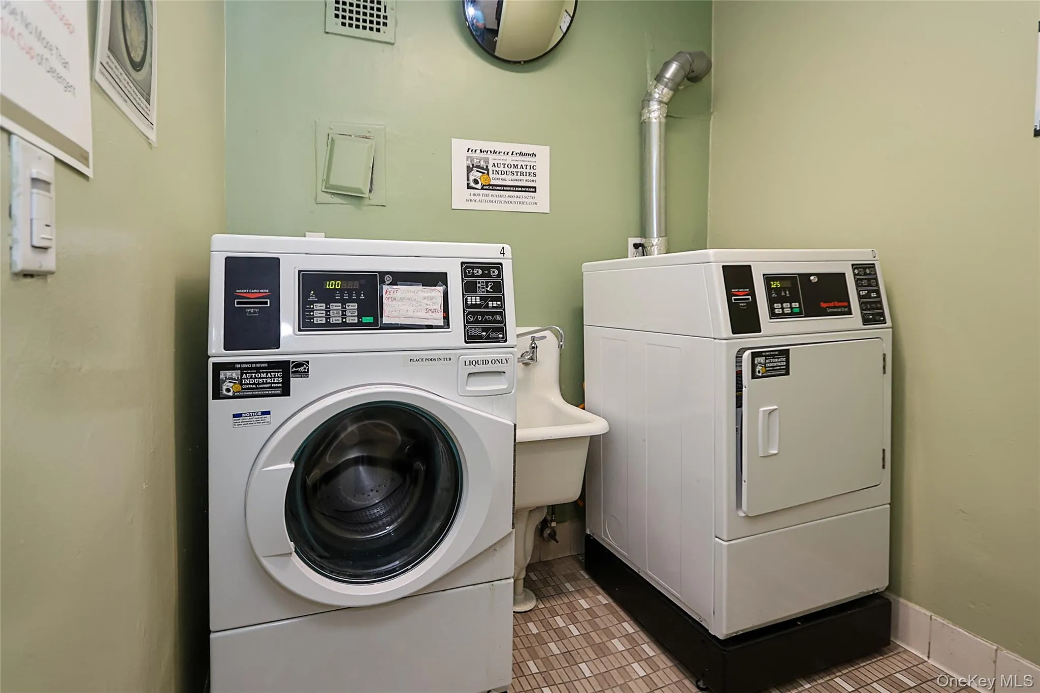 100 Lincoln Avenue, North Hempstead, NY, 1 Bedroom Bedrooms, 4 Rooms Rooms,1 BathroomBathrooms,Residential,For Rent,Lincoln,0,1040809 100 Lincoln Avenue, North Hempstead, NY, 1 Bedroom Bedrooms, 4 Rooms Rooms,1 BathroomBathrooms,Residential,For Rent,Lincoln,0,1040809