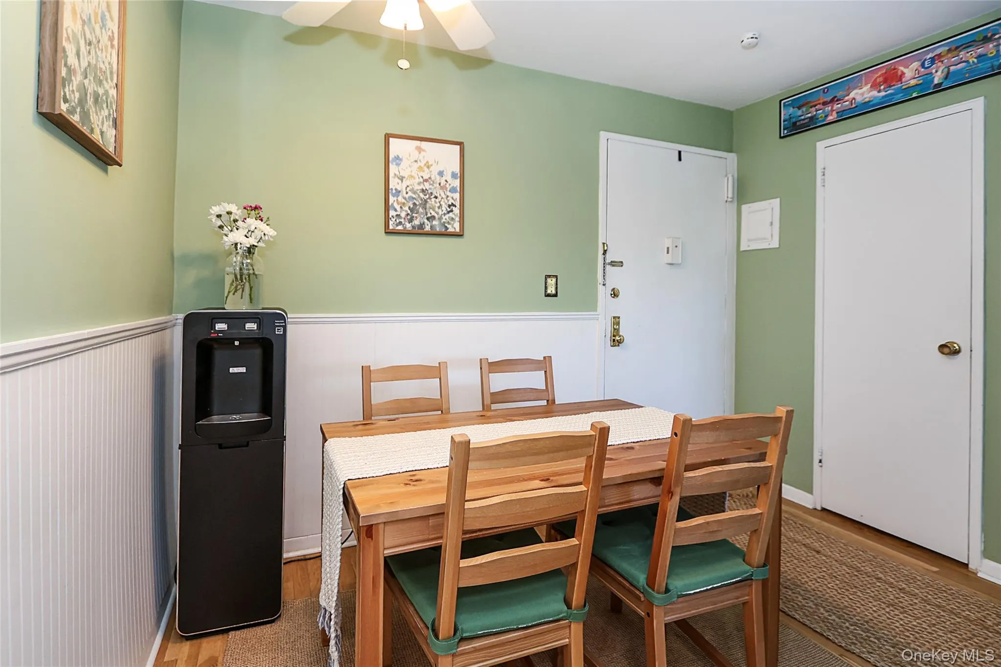 100 Lincoln Avenue, North Hempstead, NY, 1 Bedroom Bedrooms, 4 Rooms Rooms,1 BathroomBathrooms,Residential,For Rent,Lincoln,0,1040809 100 Lincoln Avenue, North Hempstead, NY, 1 Bedroom Bedrooms, 4 Rooms Rooms,1 BathroomBathrooms,Residential,For Rent,Lincoln,0,1040809