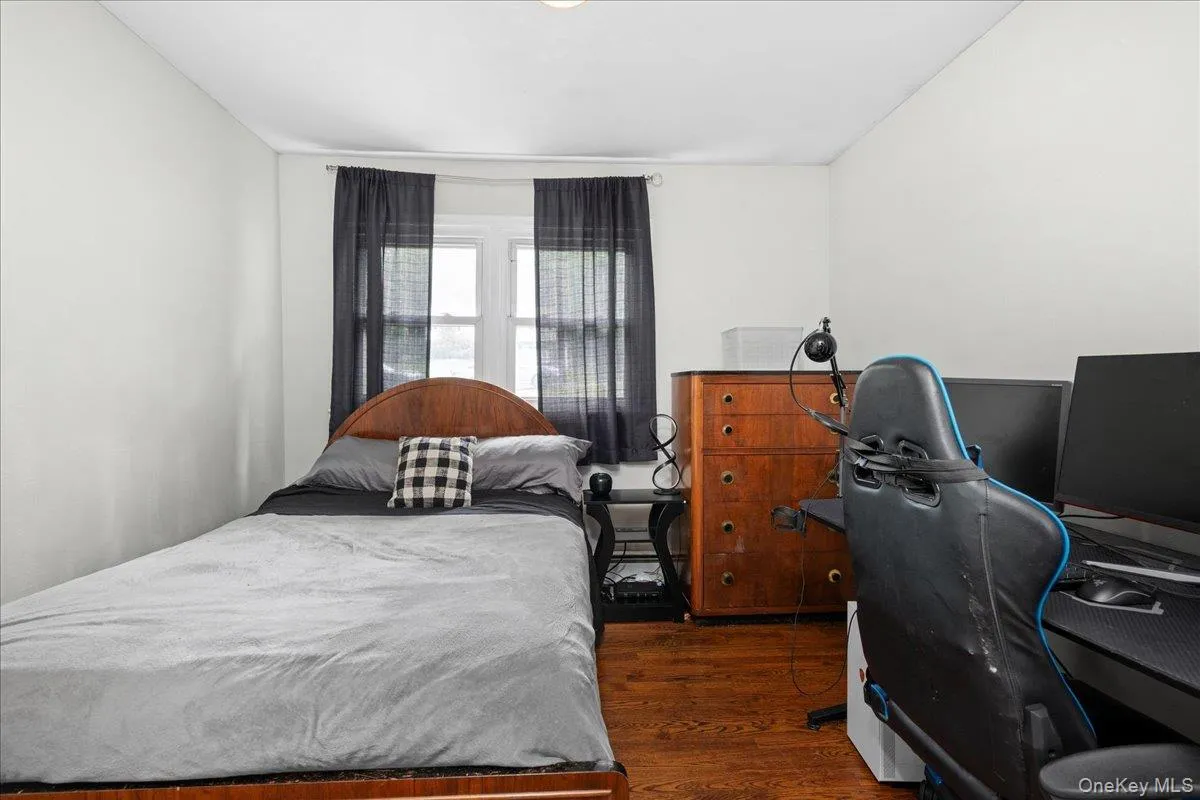 30 Laura Road, Monroe, NY, 3 Bedrooms Bedrooms, 8 Rooms Rooms,3 BathroomsBathrooms,Residential,For Rent,Laura,0,1040813 30 Laura Road, Monroe, NY, 3 Bedrooms Bedrooms, 8 Rooms Rooms,3 BathroomsBathrooms,Residential,For Rent,Laura,0,1040813