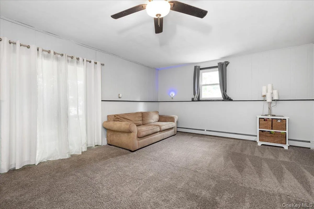 30 Laura Road, Monroe, NY, 3 Bedrooms Bedrooms, 8 Rooms Rooms,3 BathroomsBathrooms,Residential,For Rent,Laura,0,1040813 30 Laura Road, Monroe, NY, 3 Bedrooms Bedrooms, 8 Rooms Rooms,3 BathroomsBathrooms,Residential,For Rent,Laura,0,1040813