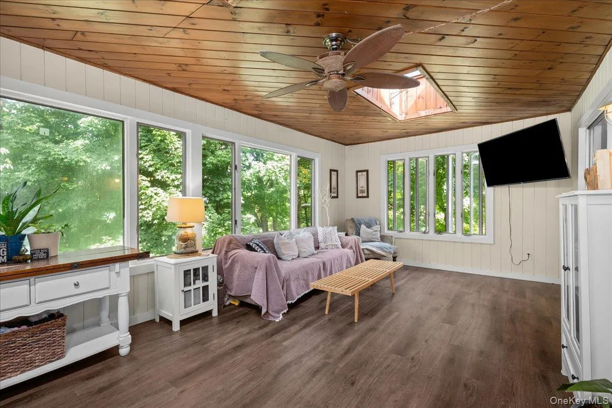 30 Laura Road, Monroe, NY, 3 Bedrooms Bedrooms, 8 Rooms Rooms,3 BathroomsBathrooms,Residential,For Rent,Laura,0,1040813 30 Laura Road, Monroe, NY, 3 Bedrooms Bedrooms, 8 Rooms Rooms,3 BathroomsBathrooms,Residential,For Rent,Laura,0,1040813